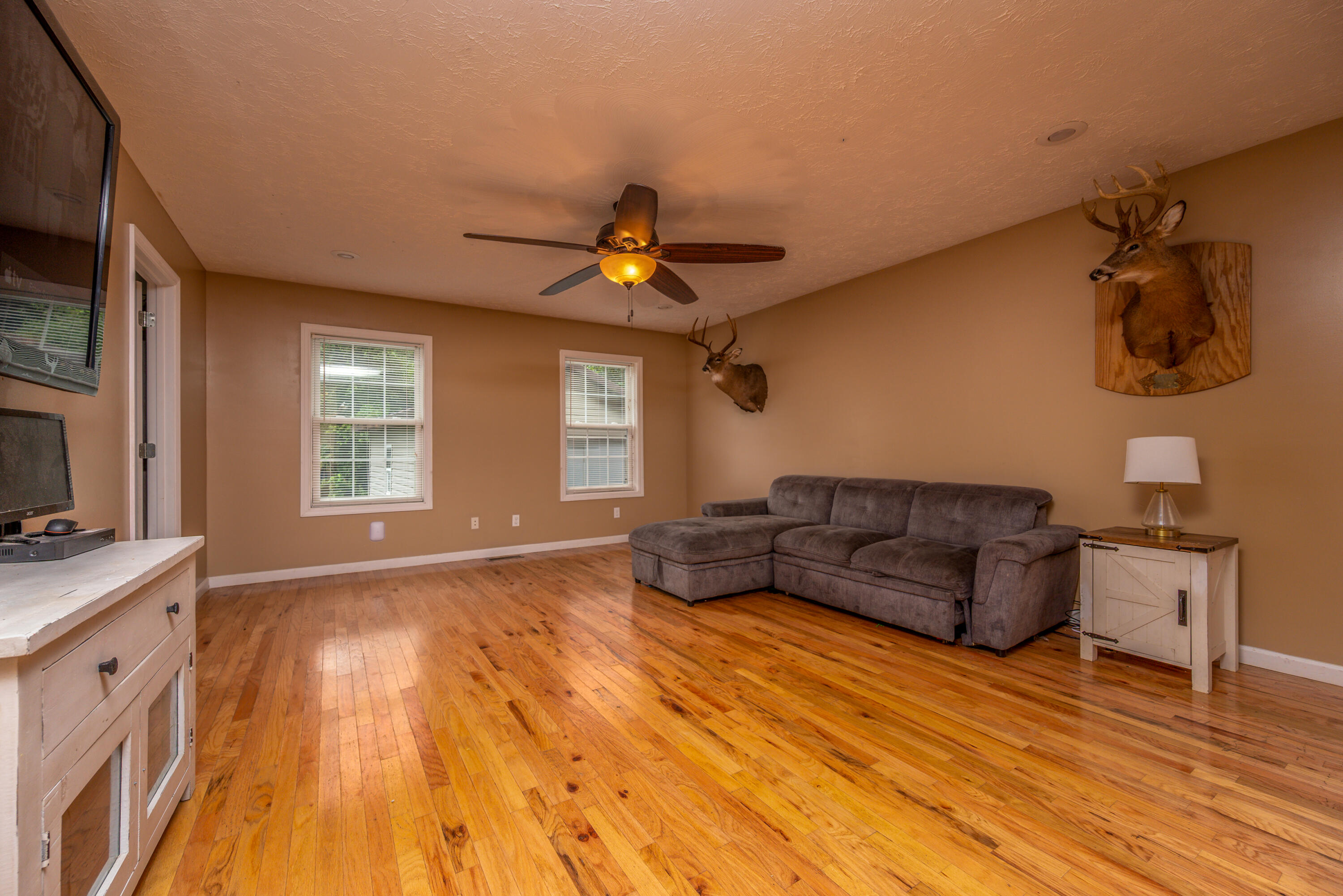 3780 River Front Road Property Photo 11