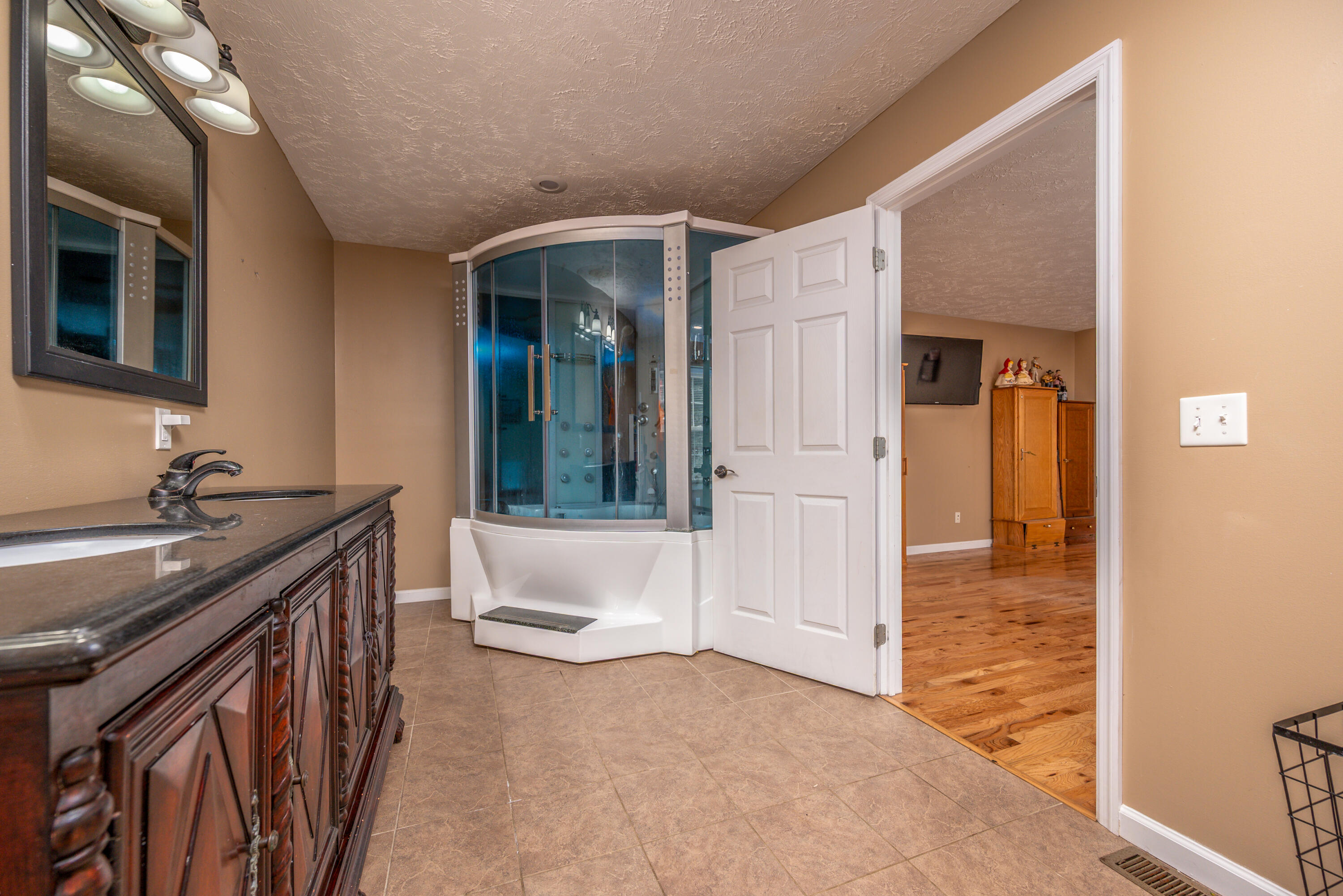3780 River Front Road Property Photo 15