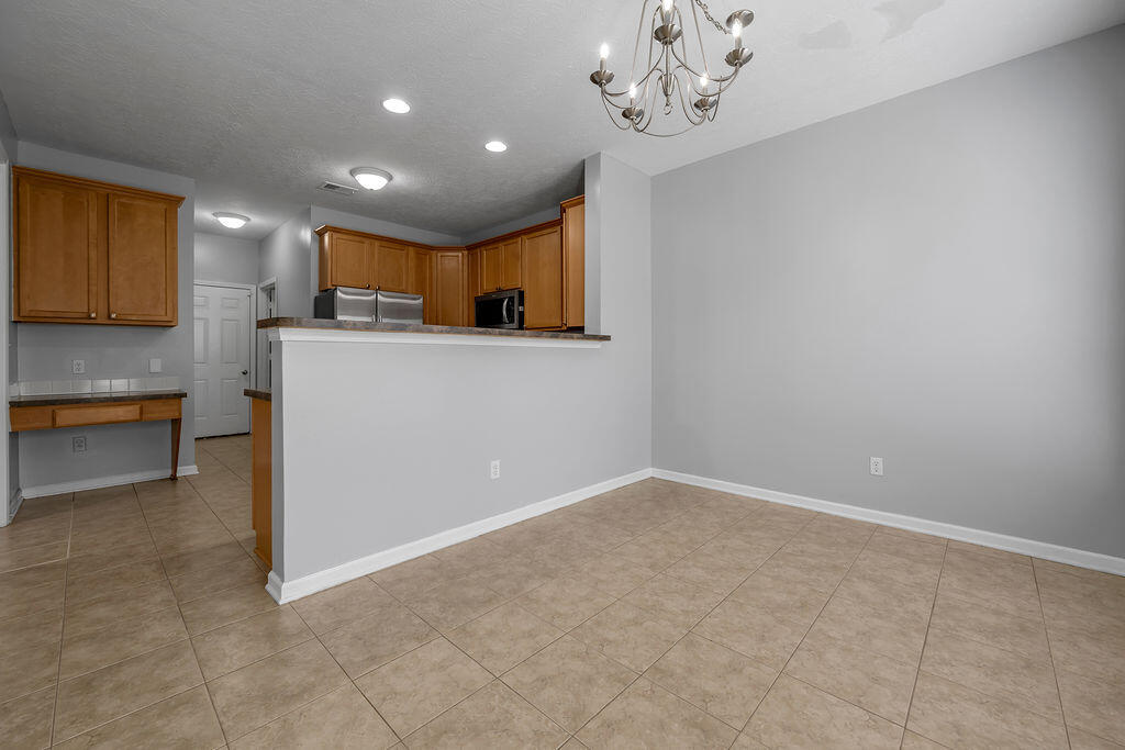 3041 Drexel Pass Property Photo 27