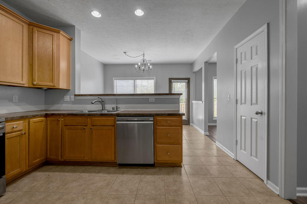 3041 Drexel Pass Property Photo 32