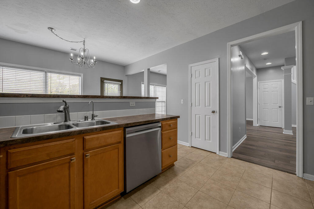 3041 Drexel Pass Property Photo 33
