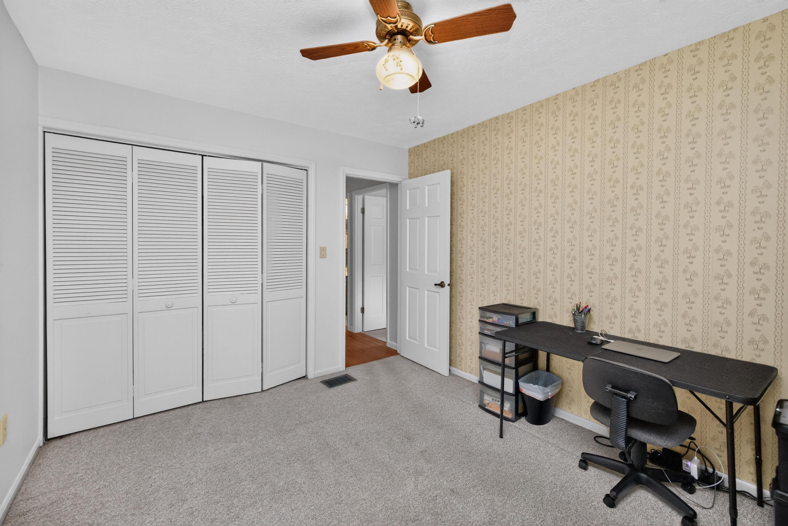 406 Lynnway Drive Property Photo 27