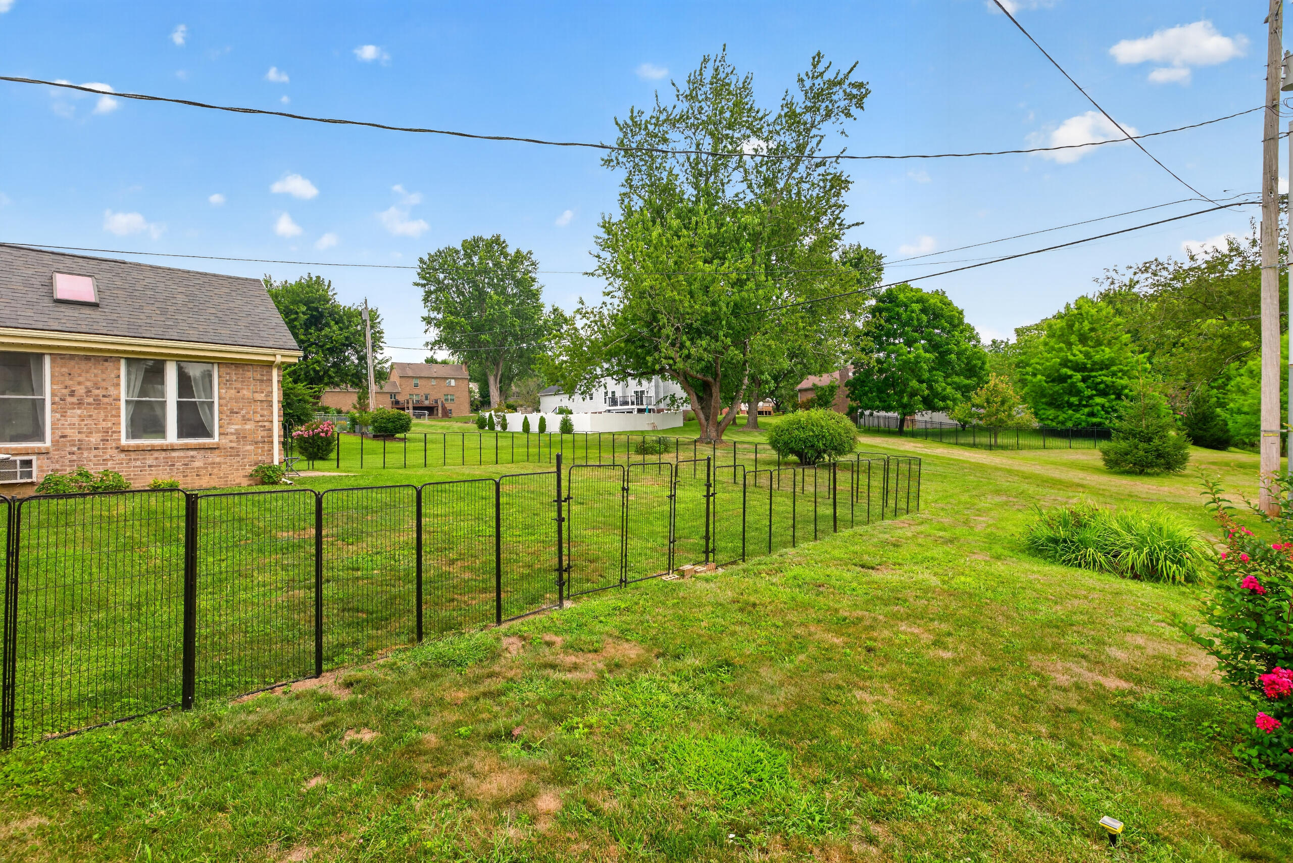 406 Lynnway Drive Property Photo 35