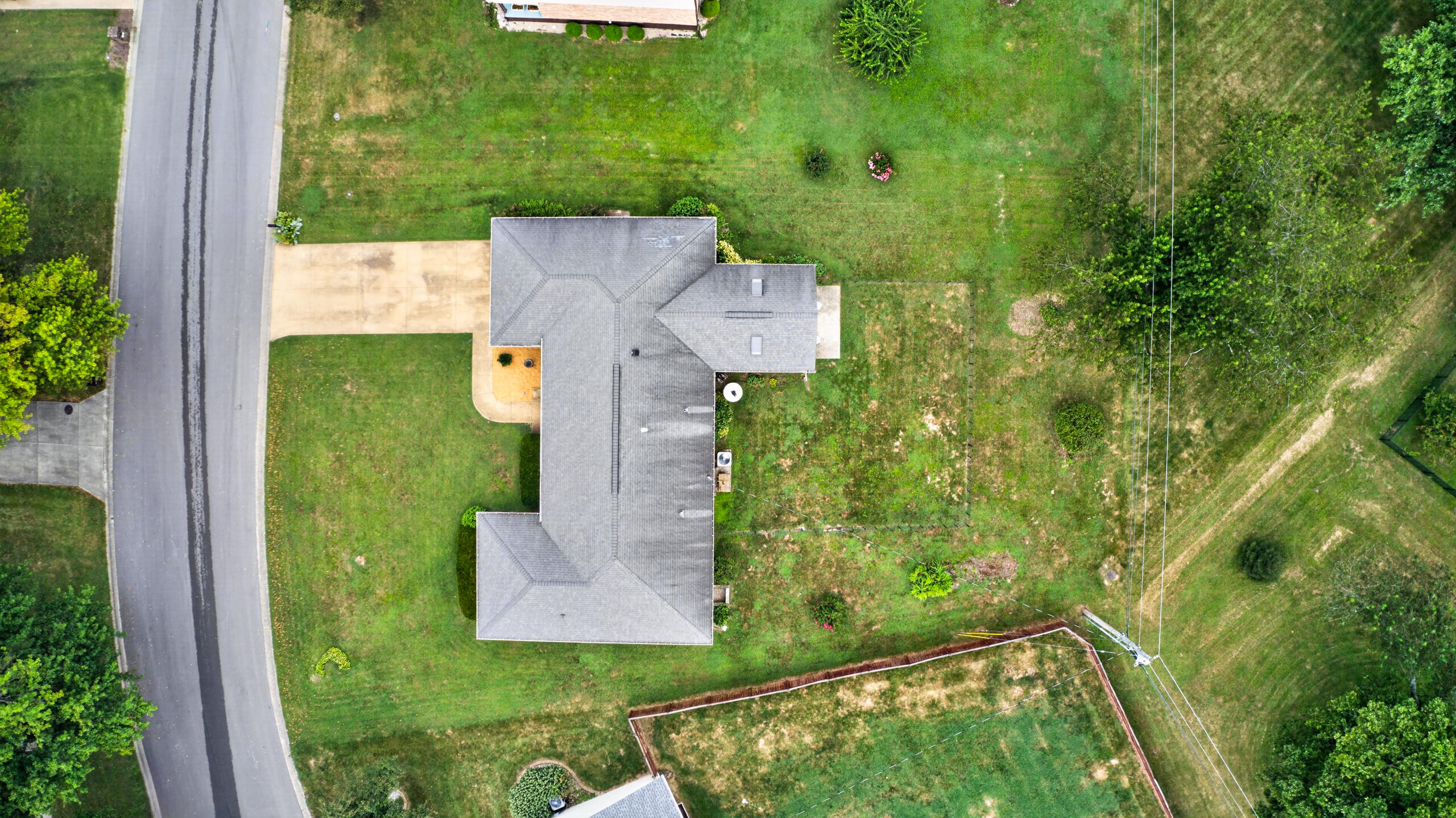 406 Lynnway Drive Property Photo 40