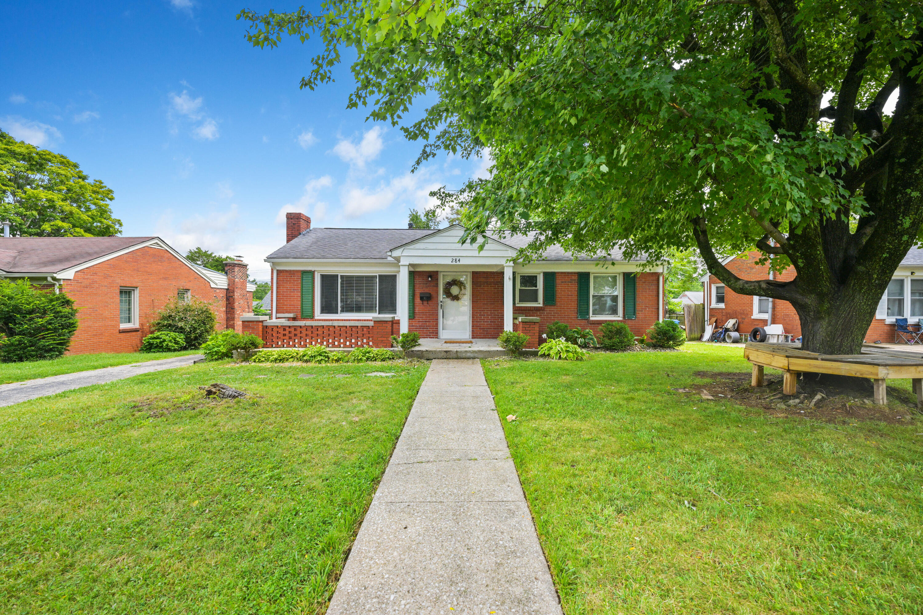 284 Taylor Drive Property Photo 1