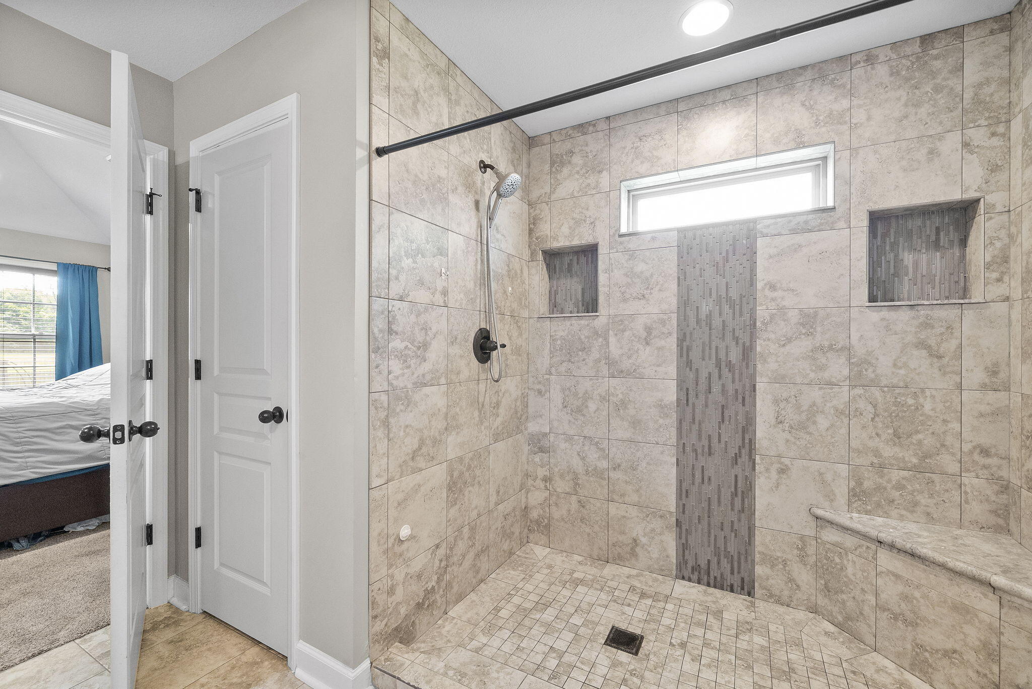 609 Summerset Place Property Photo 23