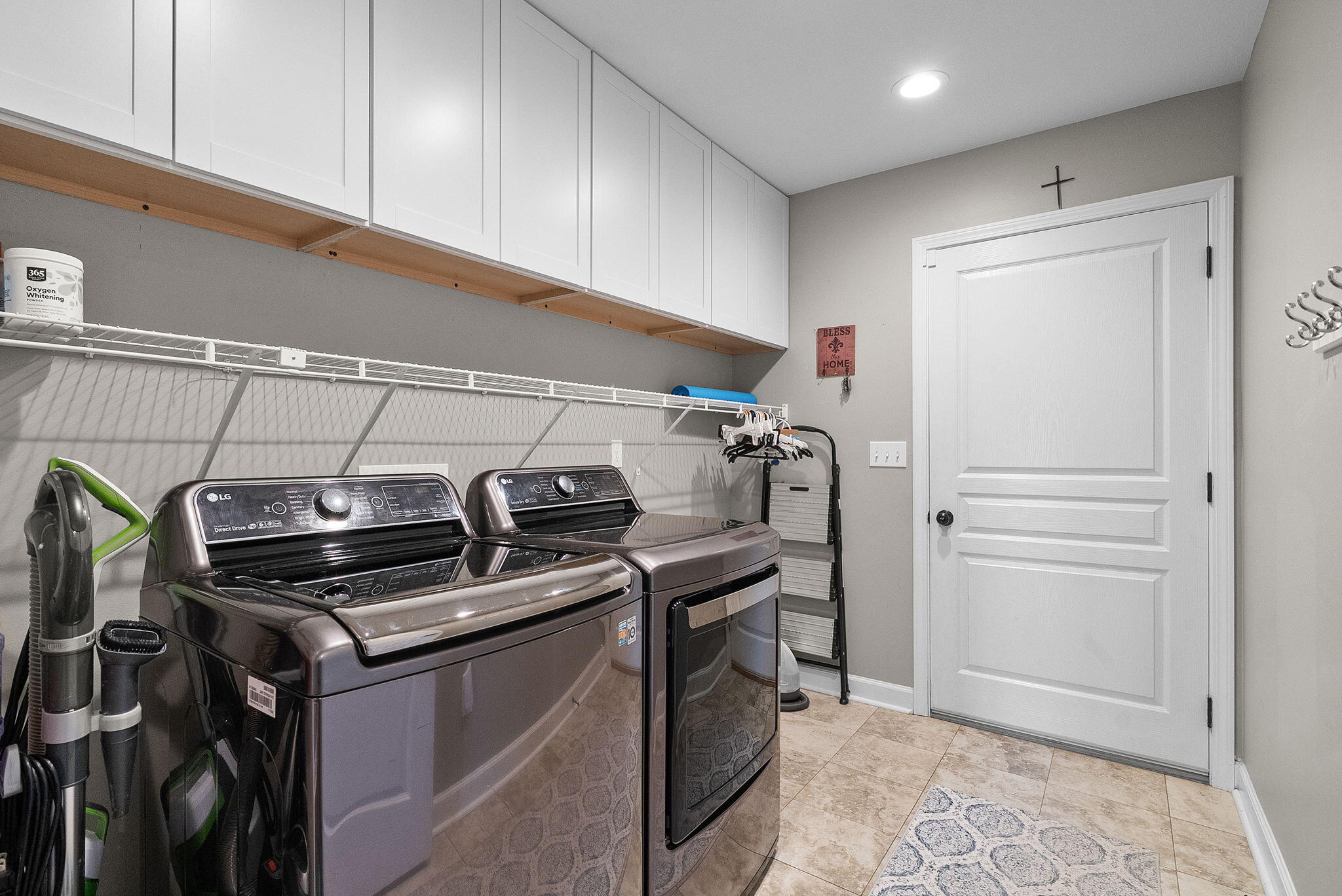 609 Summerset Place Property Photo 32