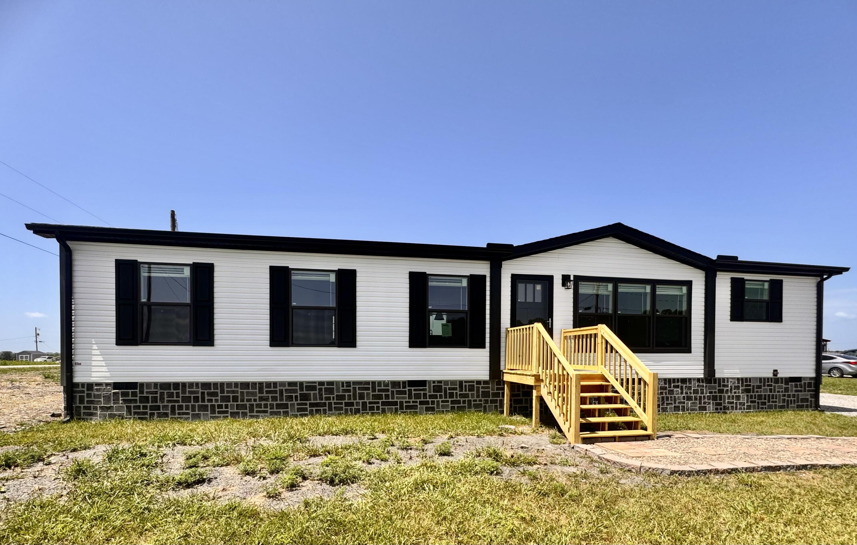 374 Turkey Loop Property Photo 3