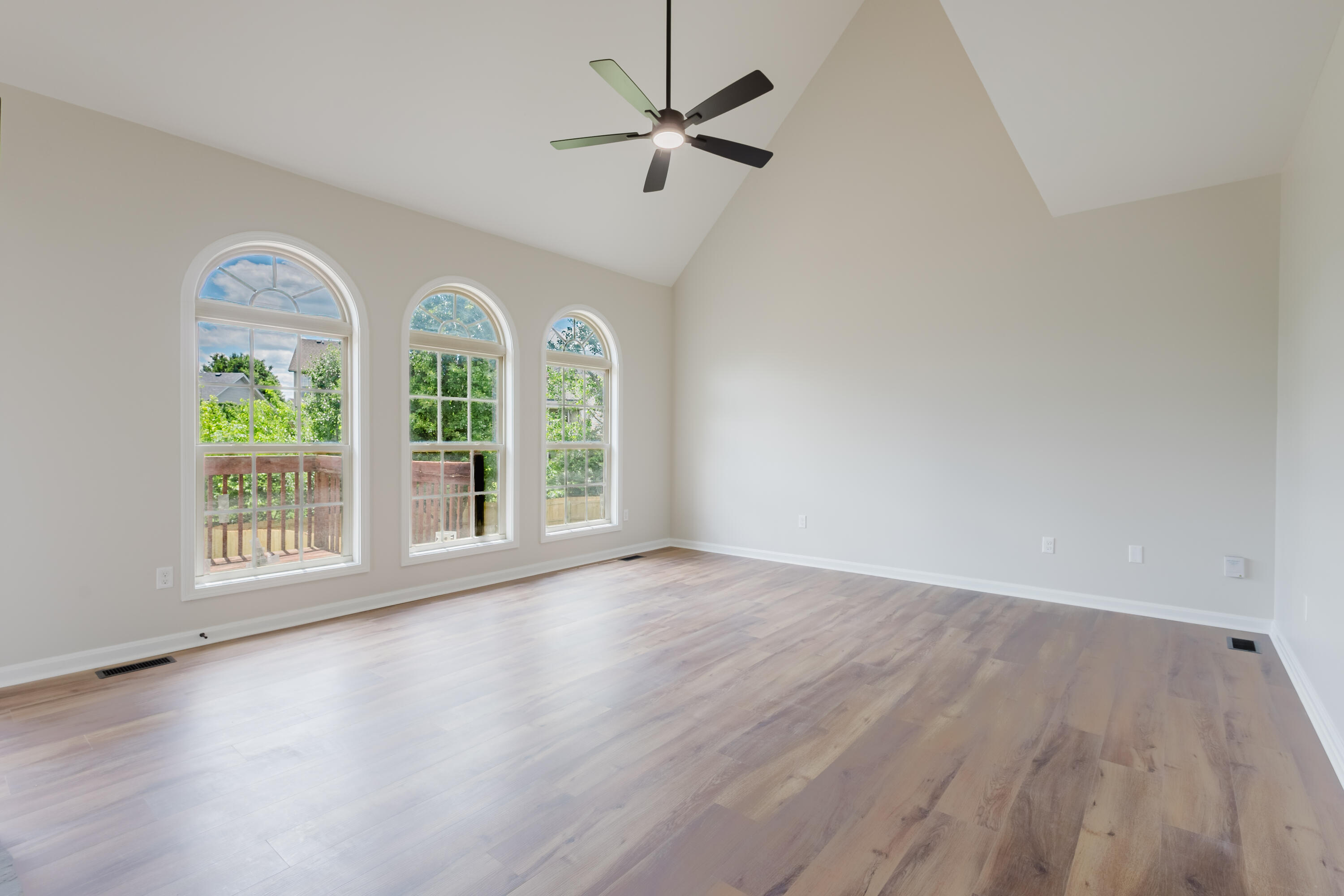 3052 Roundway Down Lane Property Photo 20