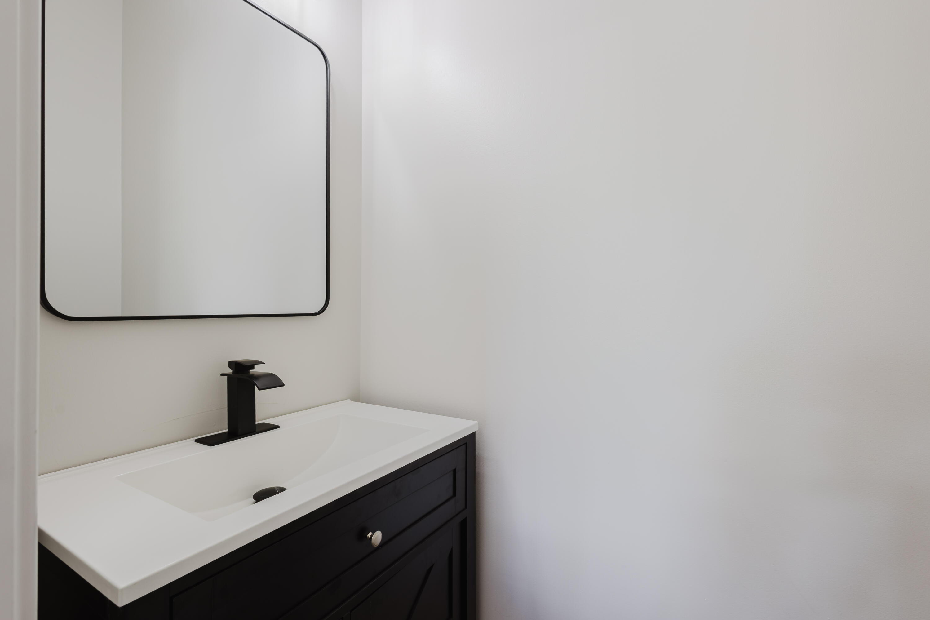 3052 Roundway Down Lane Property Photo 22