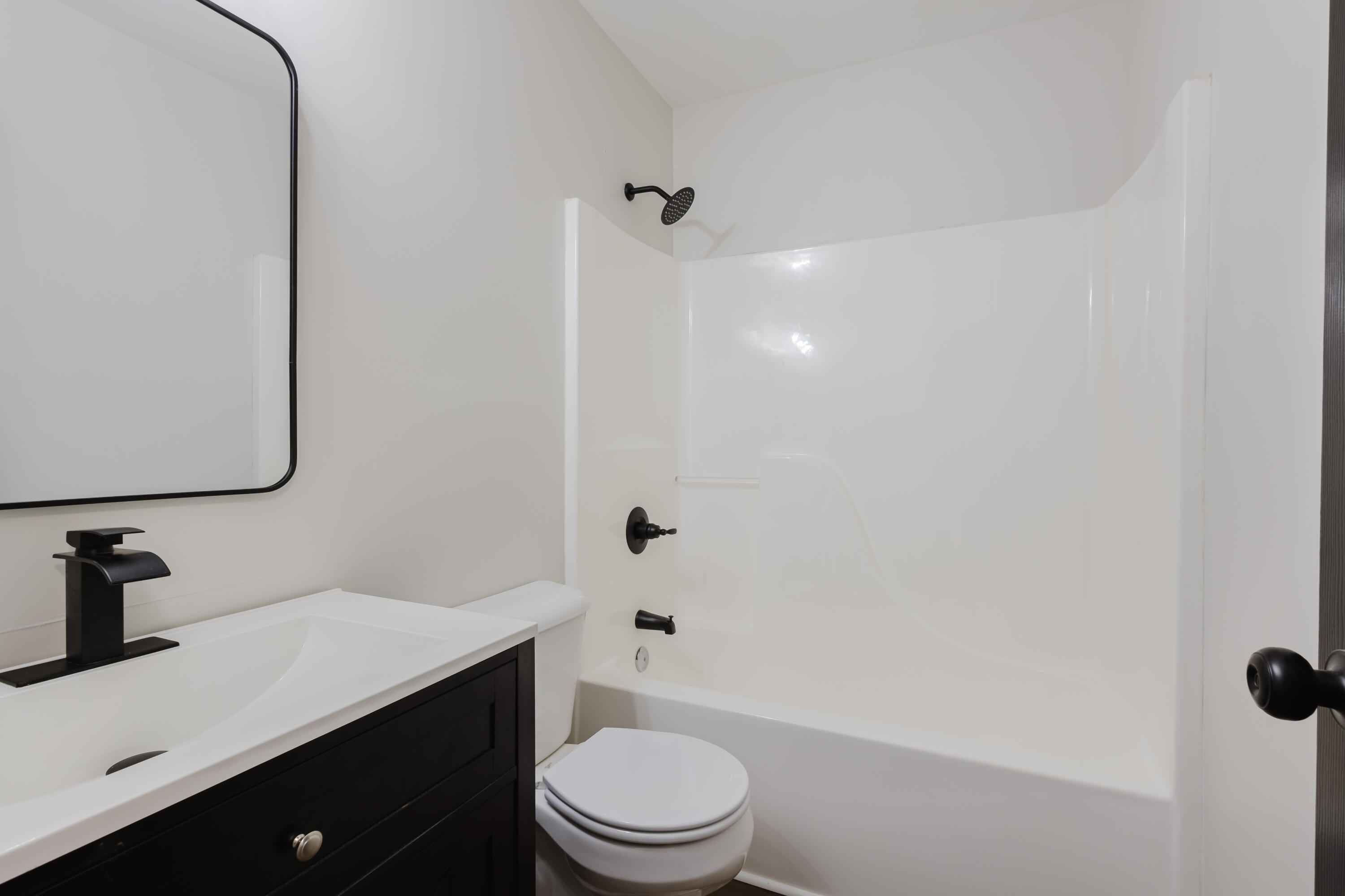3052 Roundway Down Lane Property Photo 43
