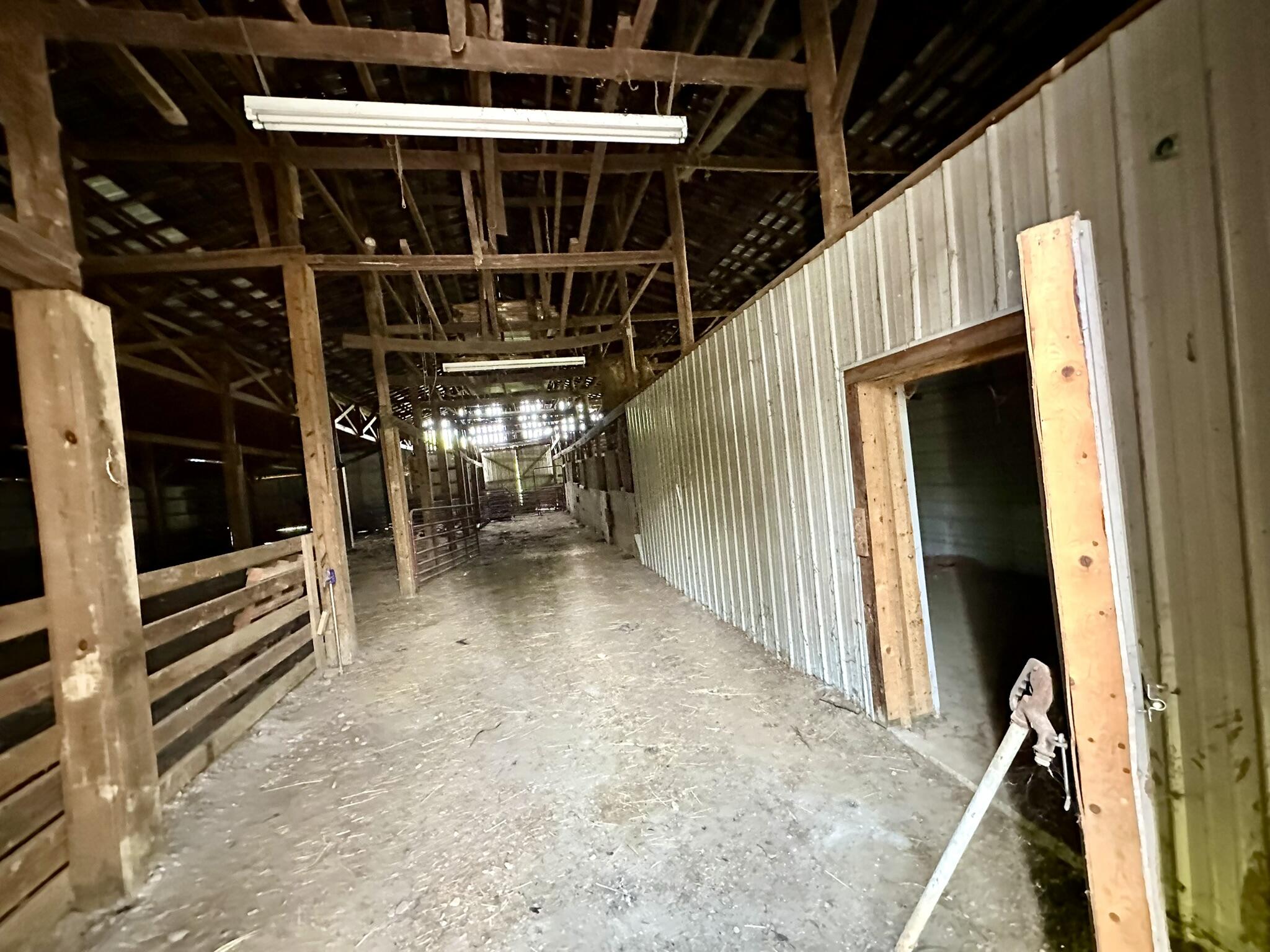 100 Clark Street Property Photo 32