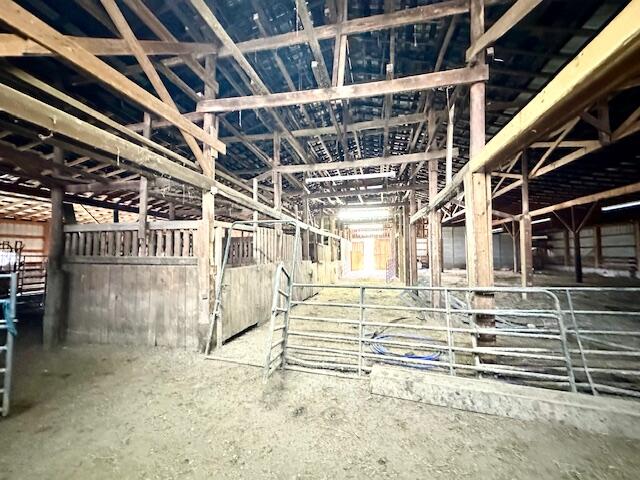 100 Clark Street Property Photo 33