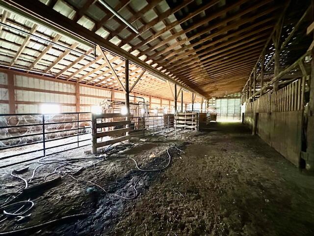 100 Clark Street Property Photo 34