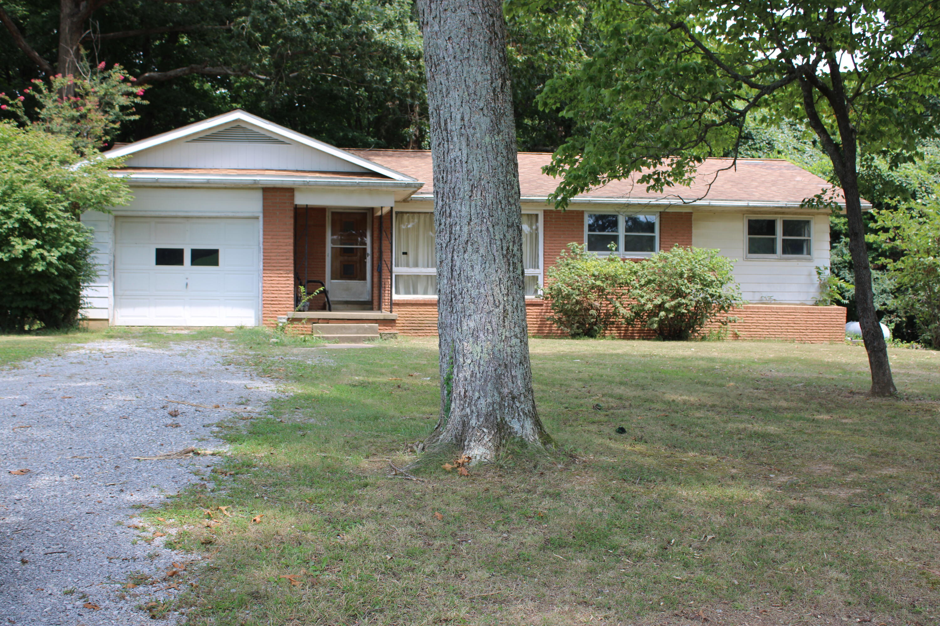 11263 State Route 93 S Property Photo 1