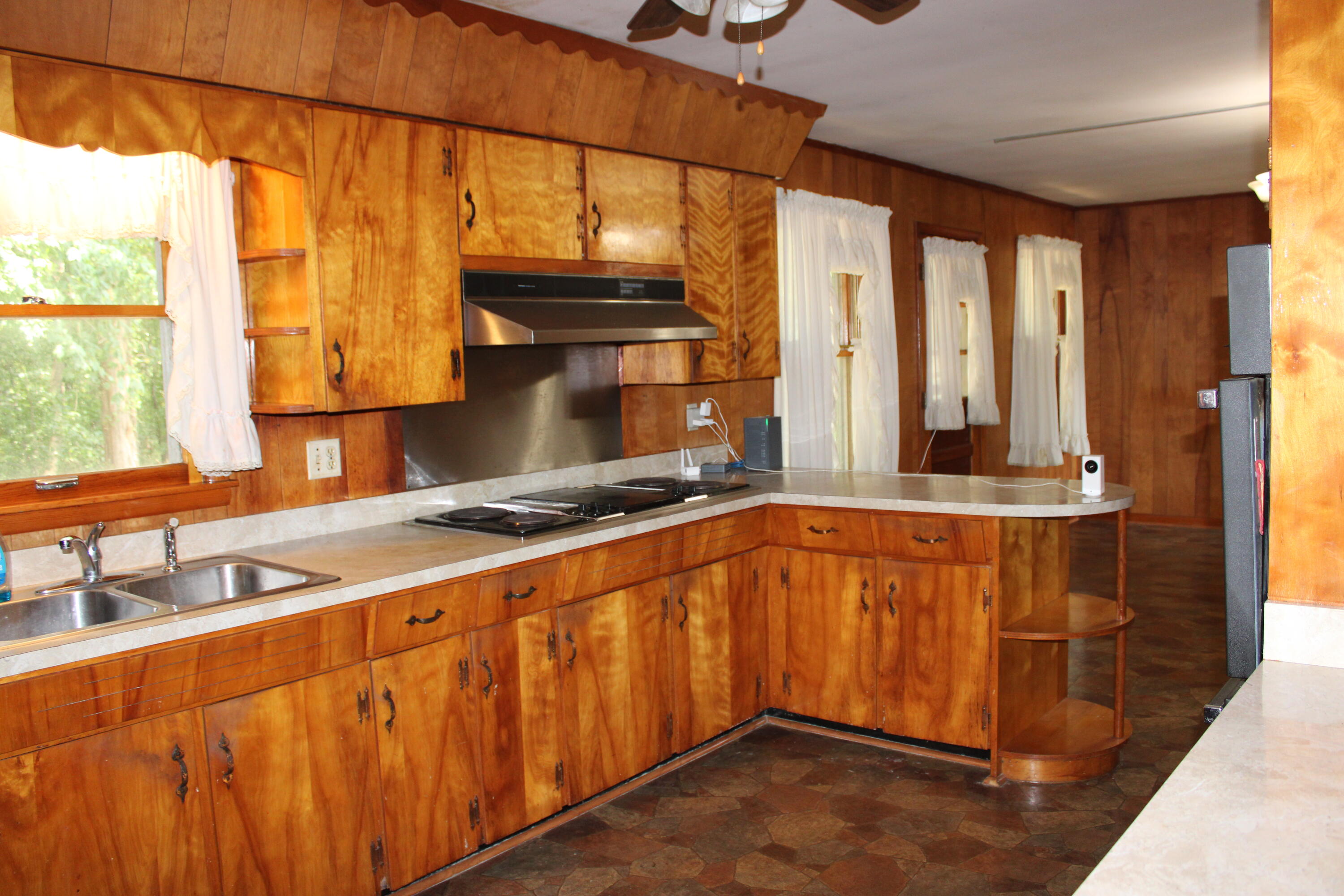 11263 State Route 93 S Property Photo 4