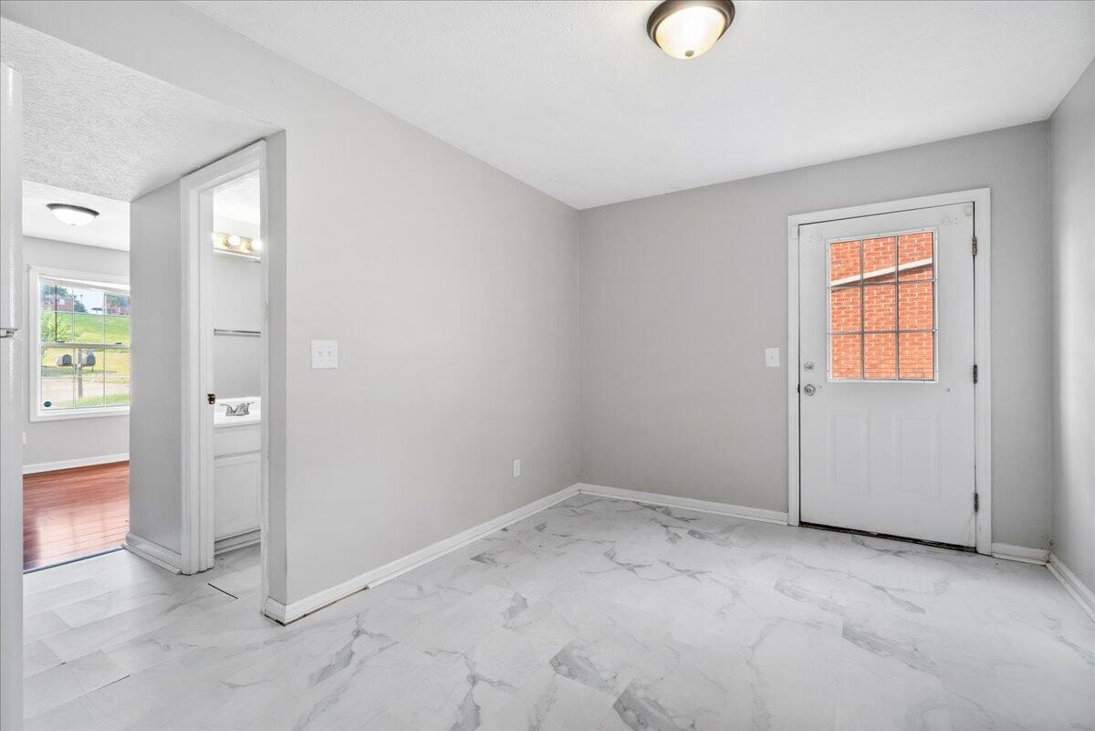 217 Mcdaniel Drive 1-2 Property Photo 10