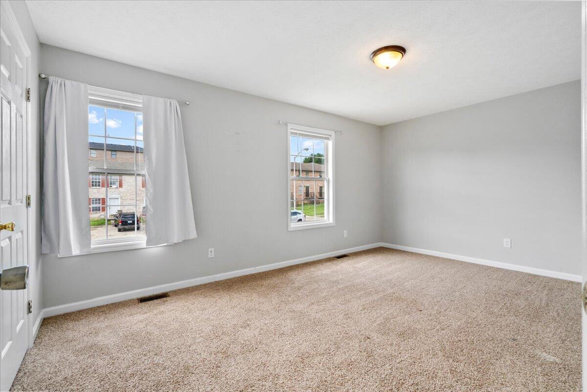 217 Mcdaniel Drive 1-2 Property Photo 20
