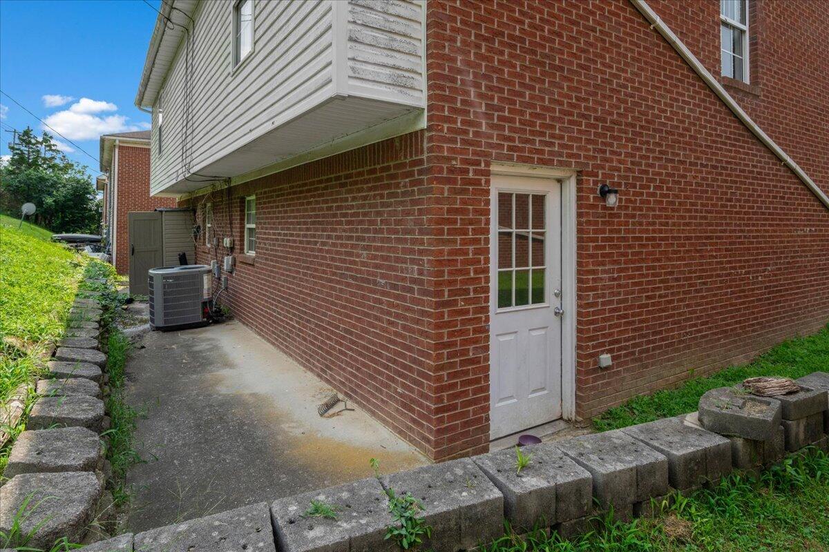 217 Mcdaniel Drive 1-2 Property Photo 22