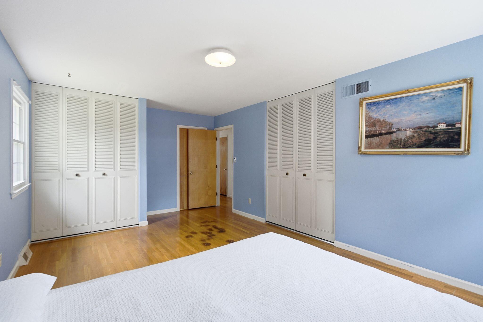 481 Severn Way Property Photo 13