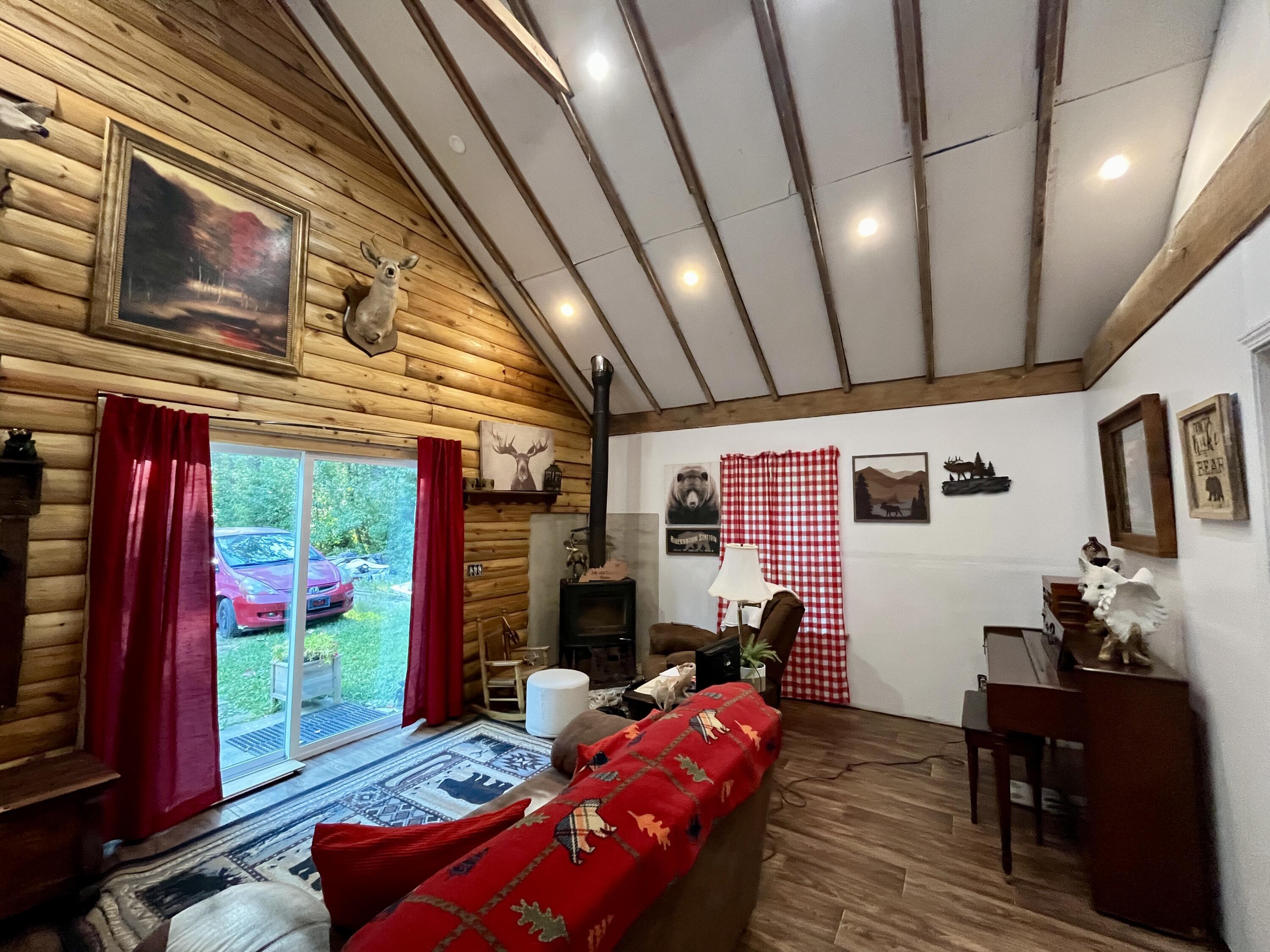 2789 Black Creek Road Property Photo 4