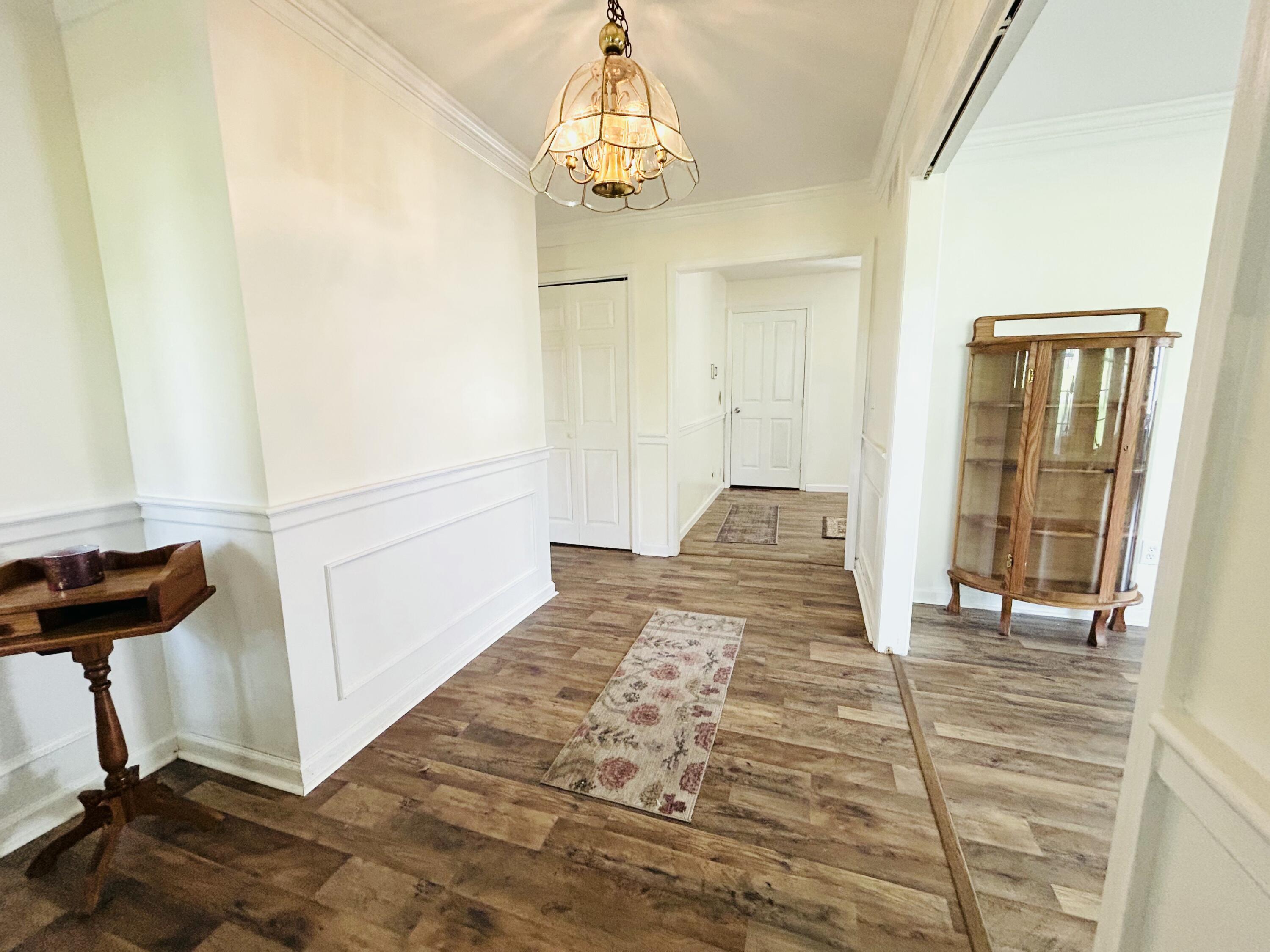 149 Mercer Avenue Property Photo 6