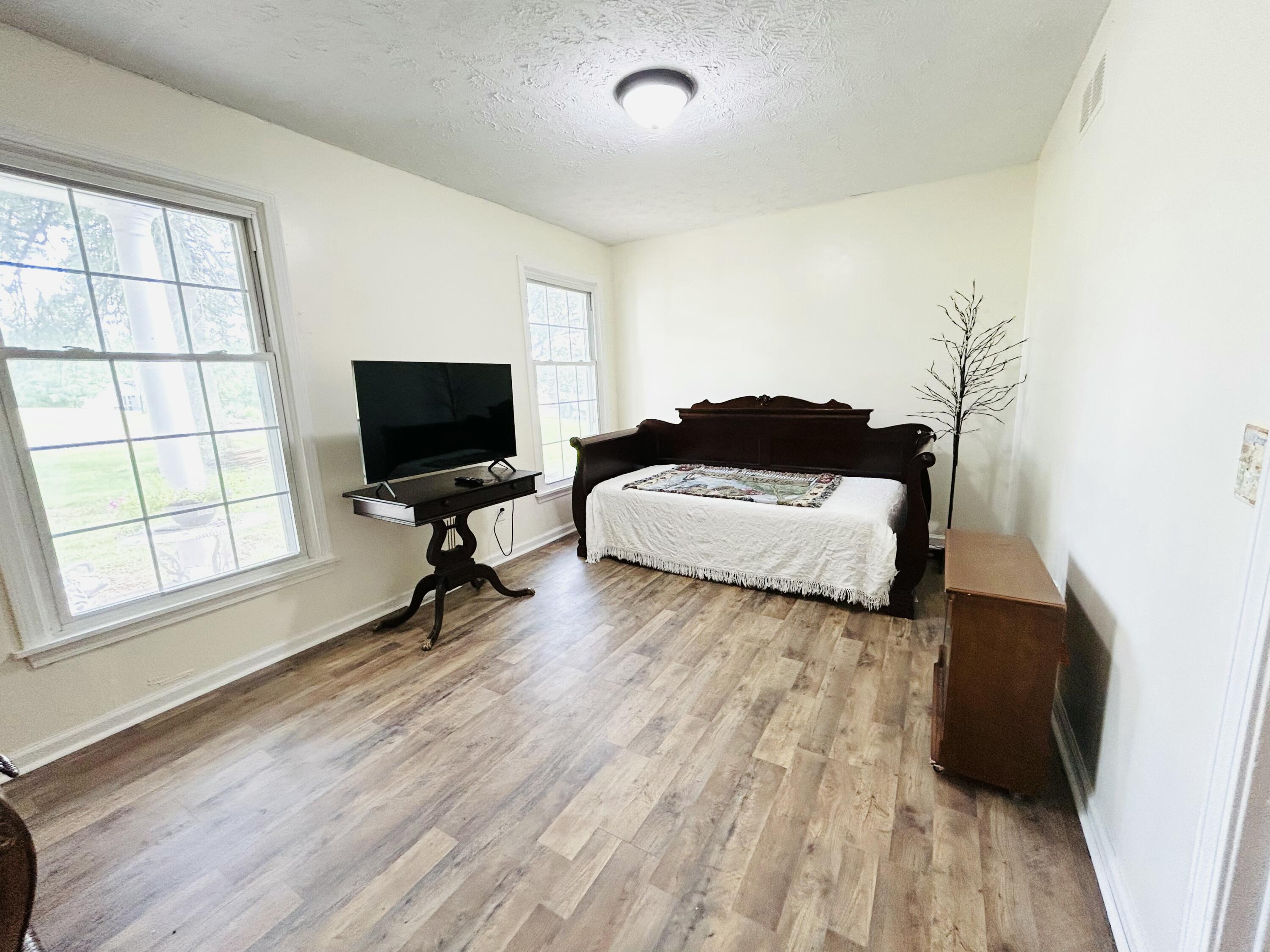 149 Mercer Avenue Property Photo 11