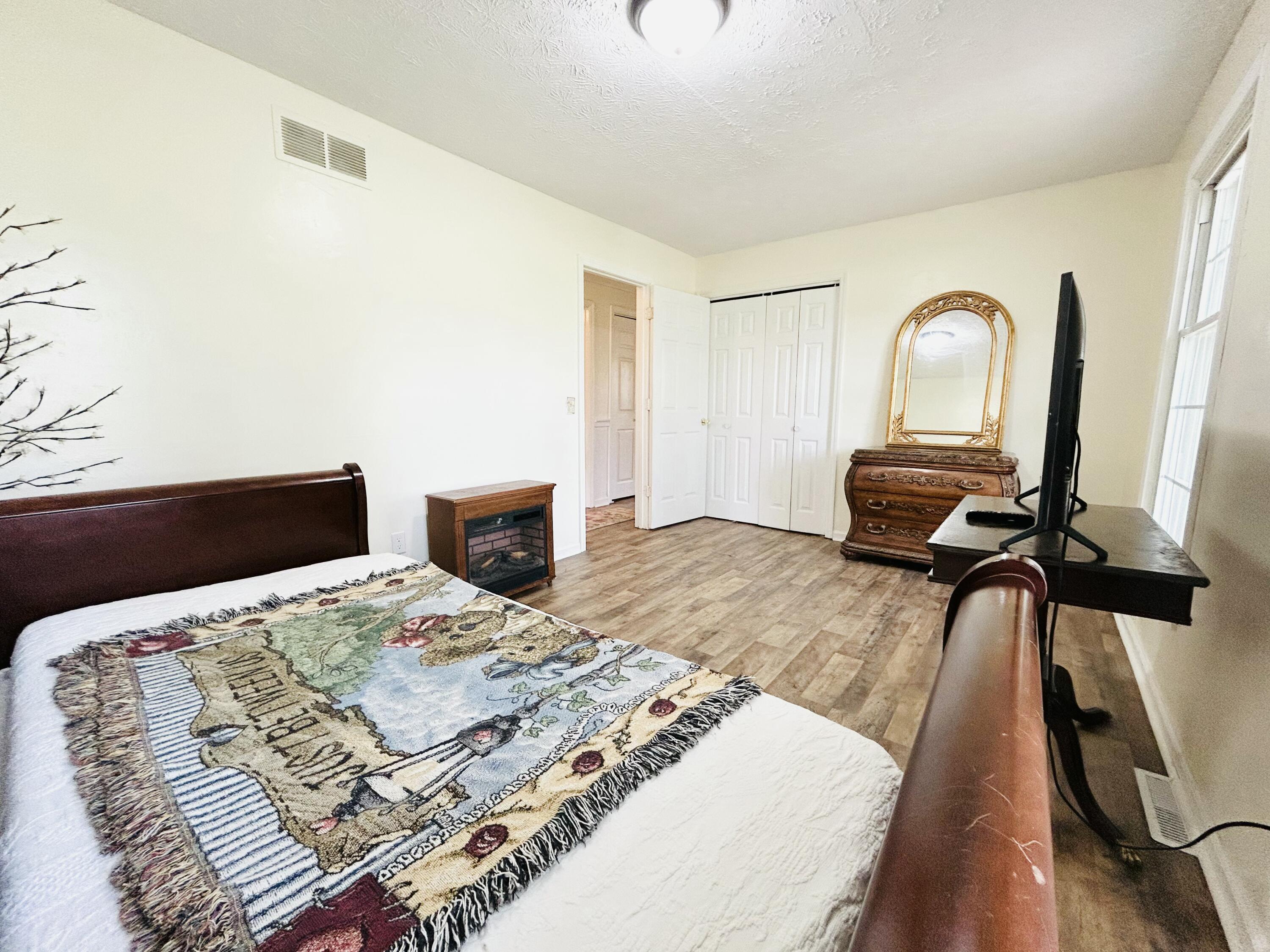 149 Mercer Avenue Property Photo 12
