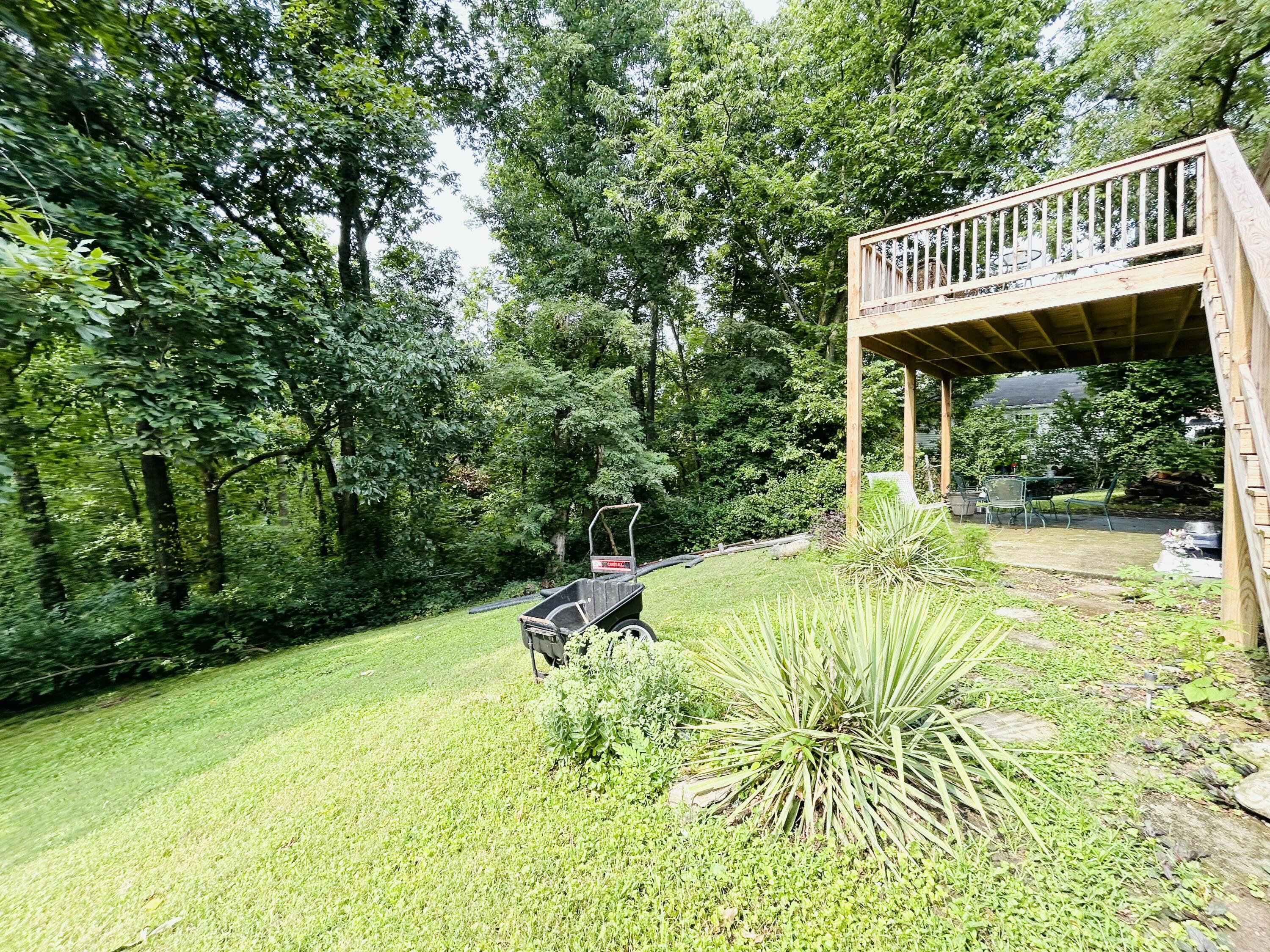 149 Mercer Avenue Property Photo 33