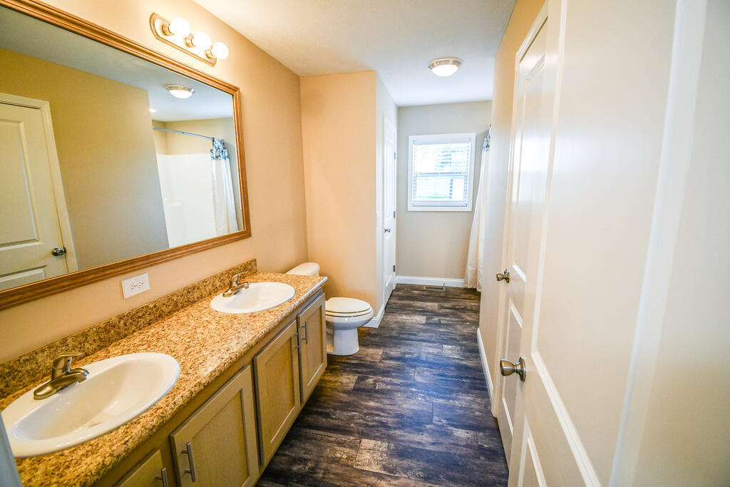 700 Aubrie Boulevard Property Photo 21