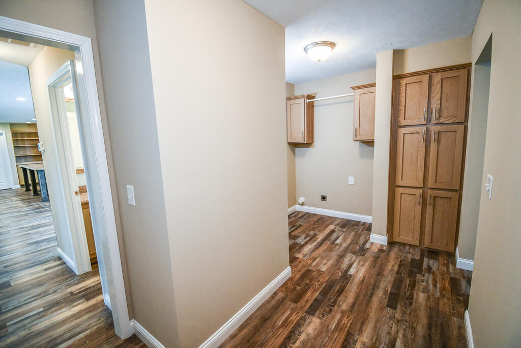 700 Aubrie Boulevard Property Photo 32