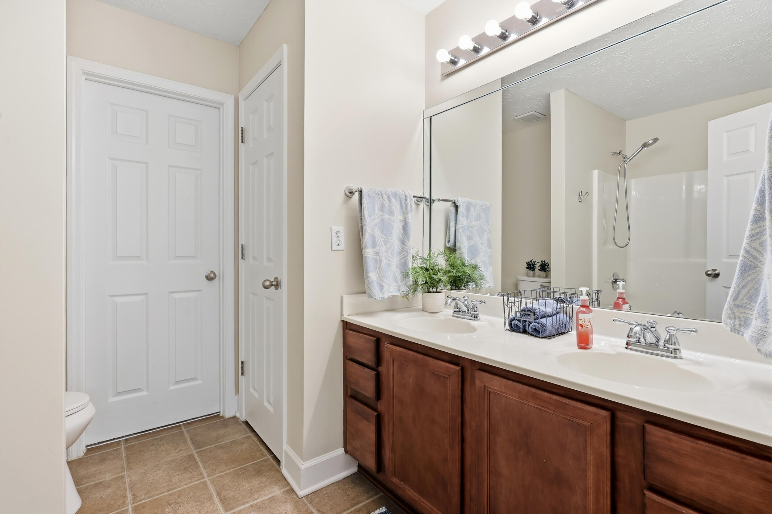 3981 Winthrop Drive Property Photo 19