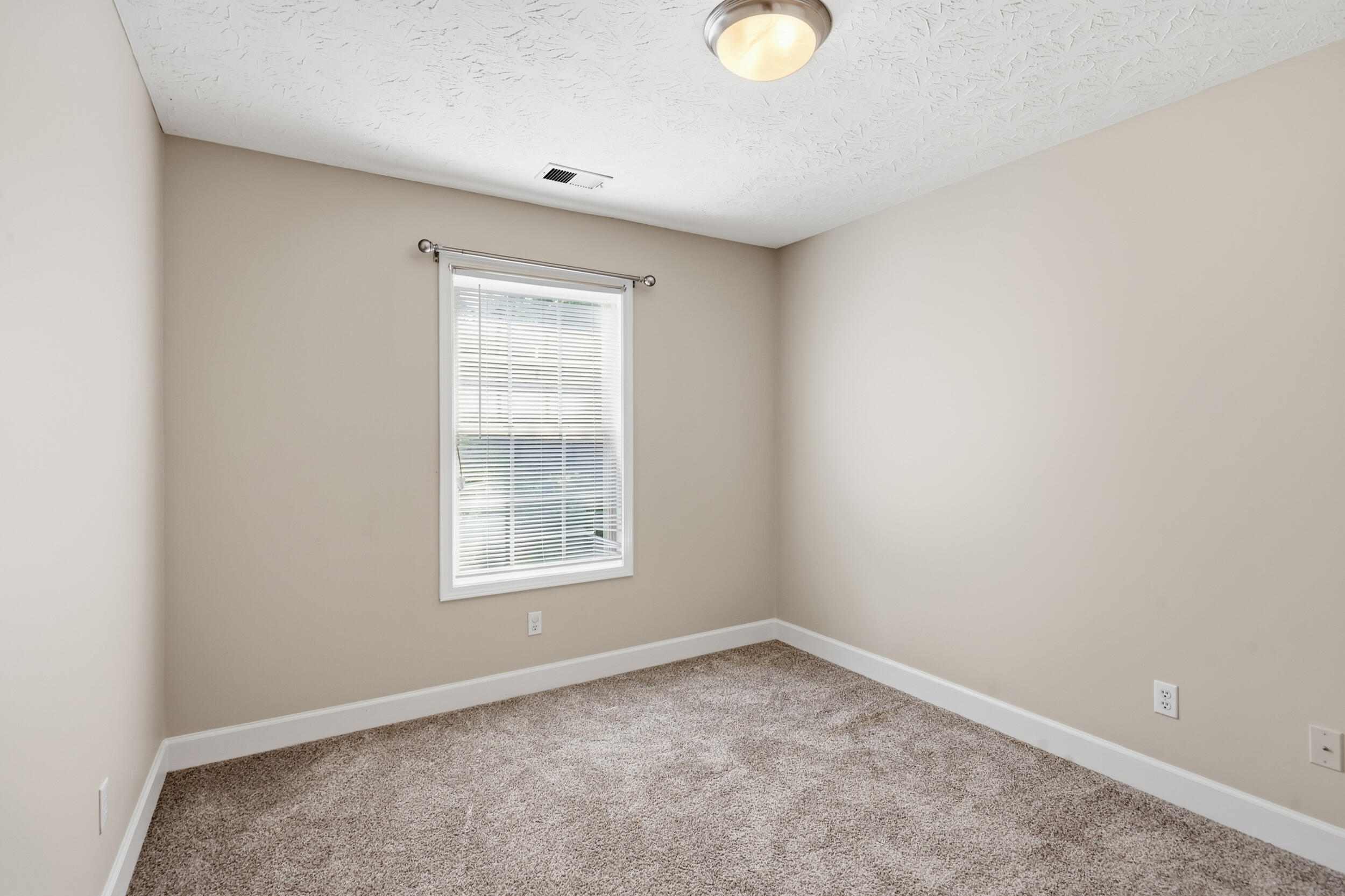 3981 Winthrop Drive Property Photo 24