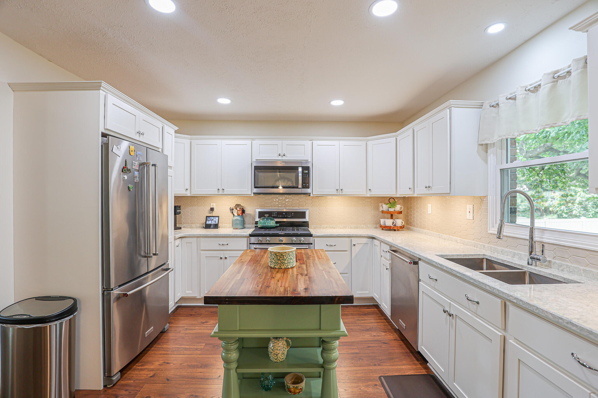 405 Drawbridge Trace Property Photo 16