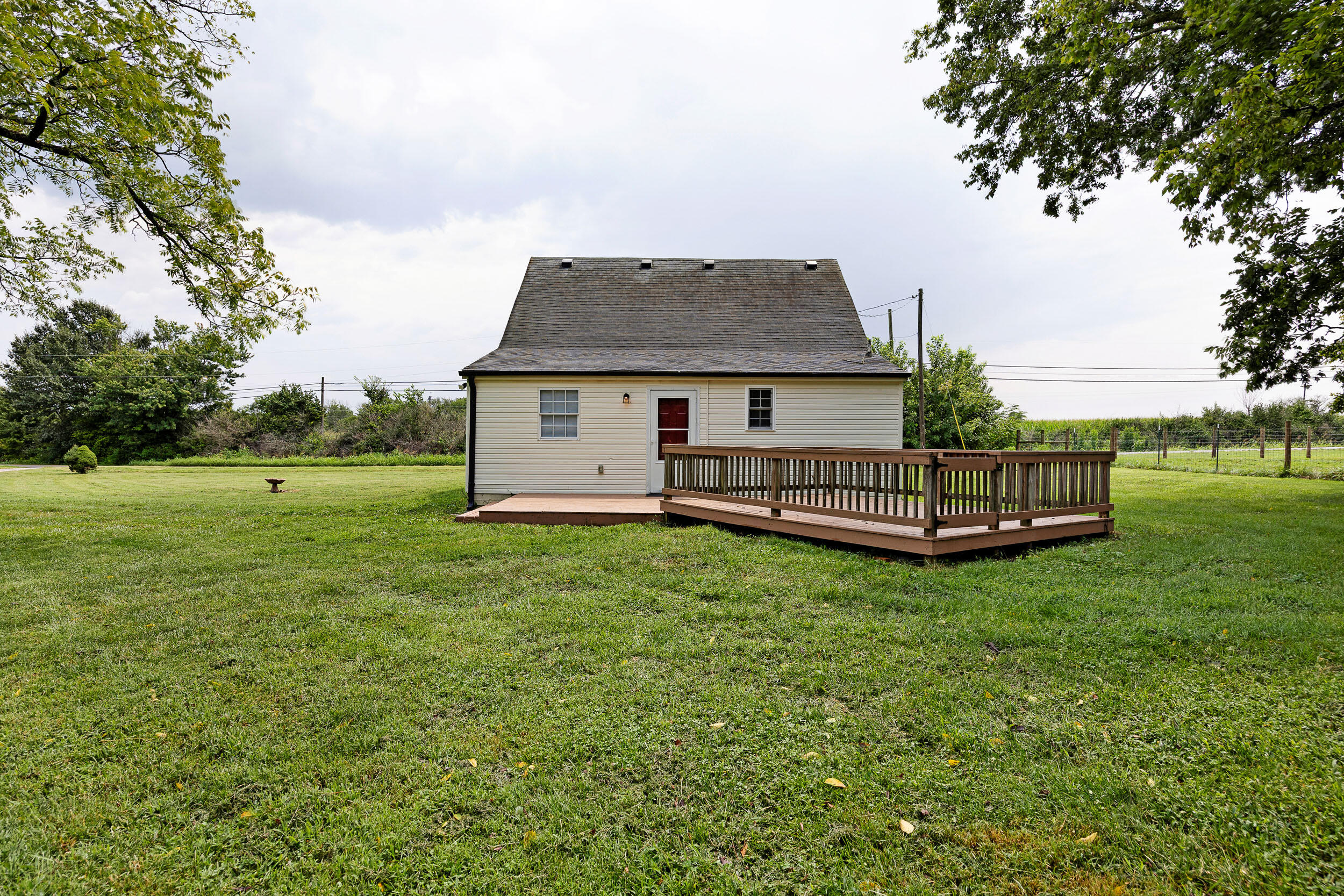405 Highway 2141 Property Photo 7