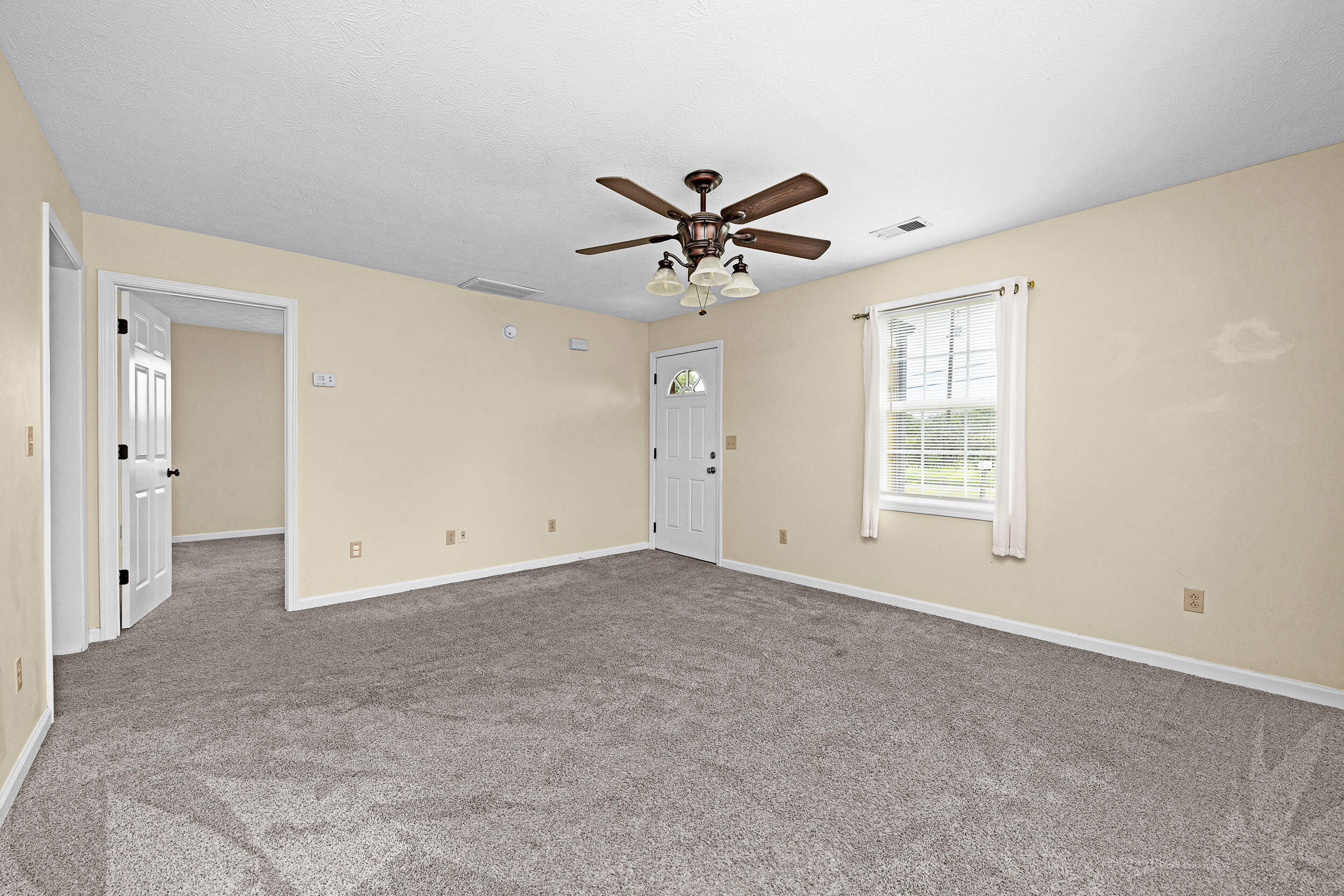 405 Highway 2141 Property Photo 12