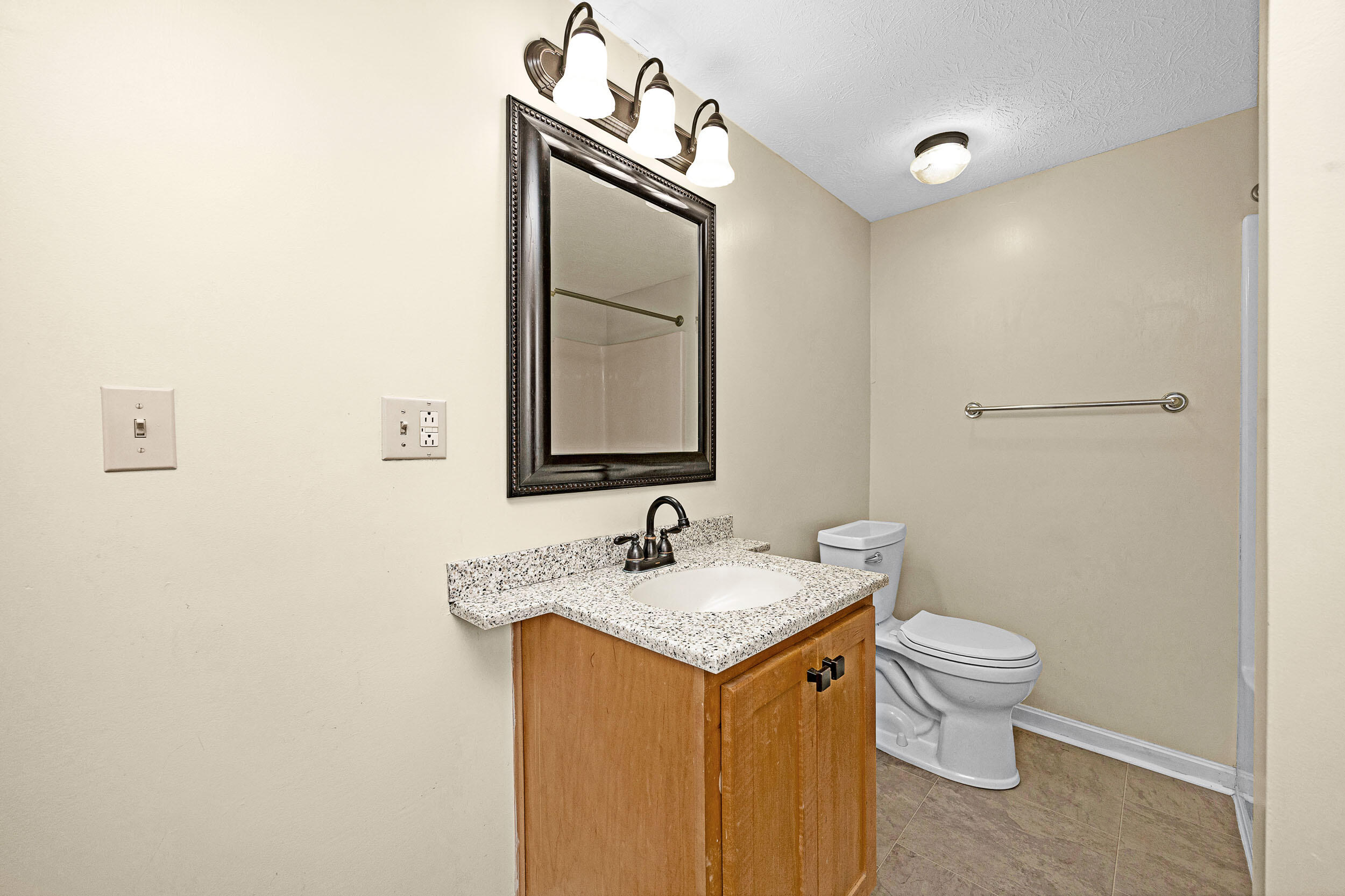 405 Highway 2141 Property Photo 19