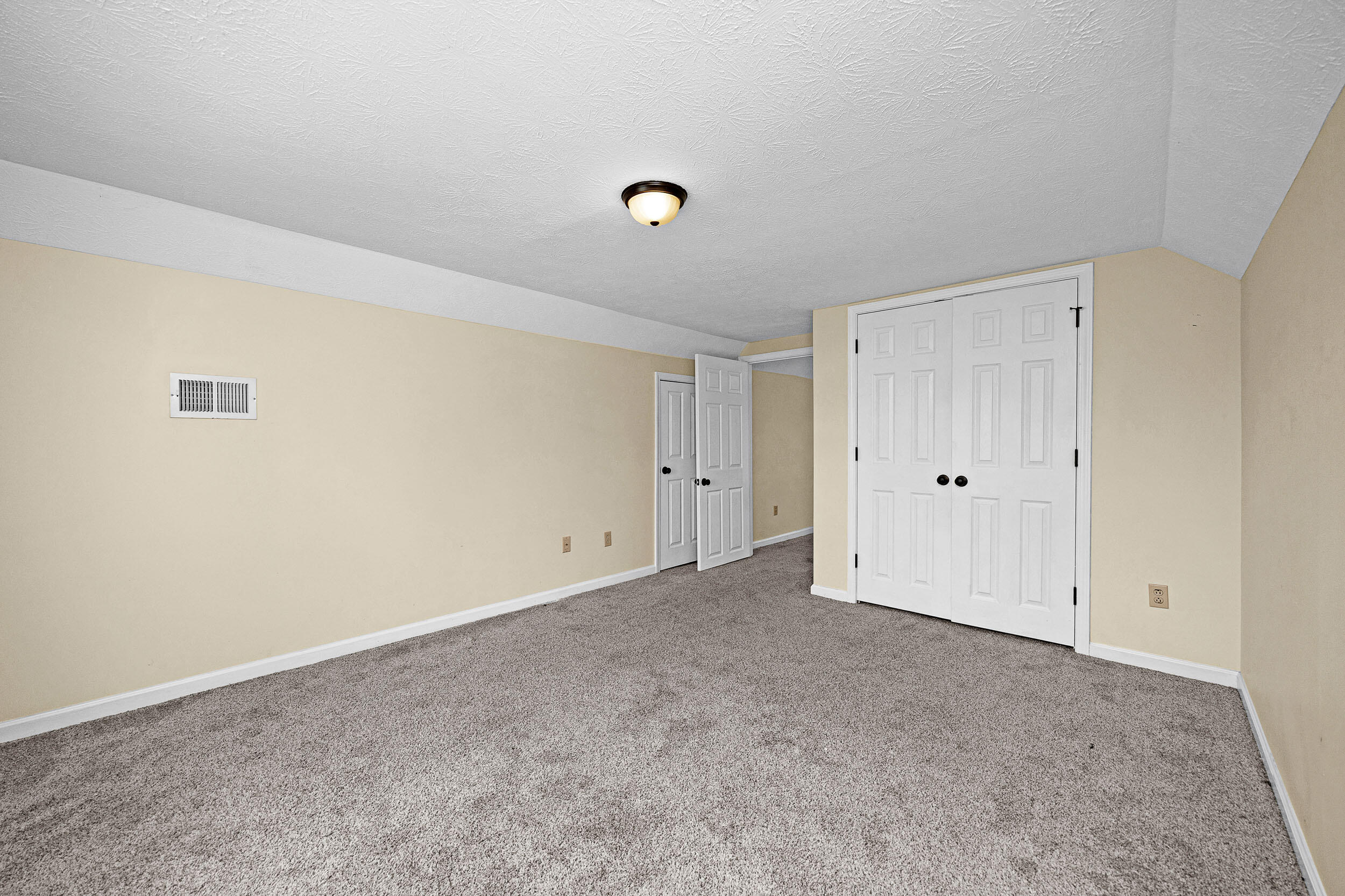 405 Highway 2141 Property Photo 24