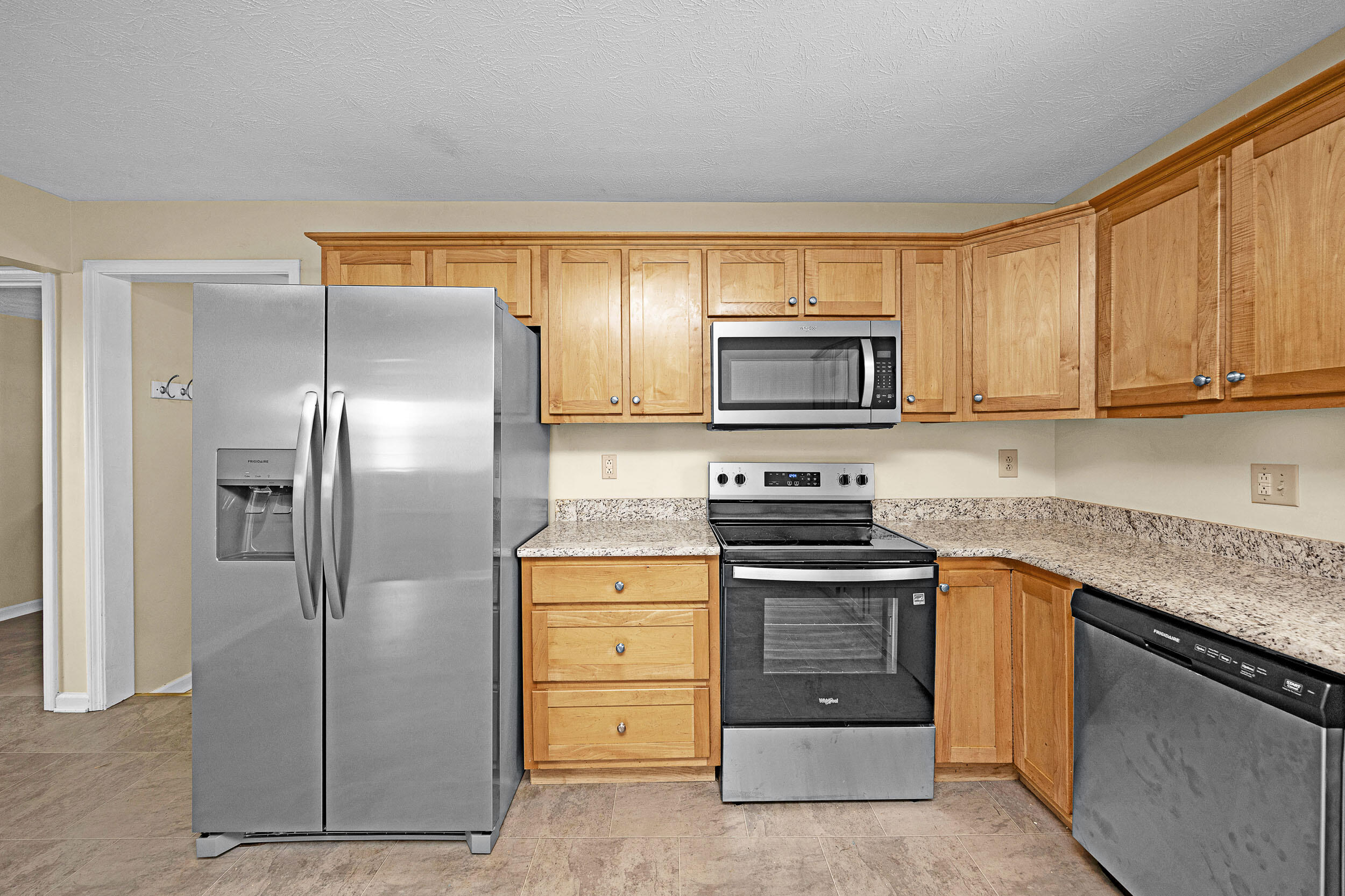 405 Highway 2141 Property Photo 28