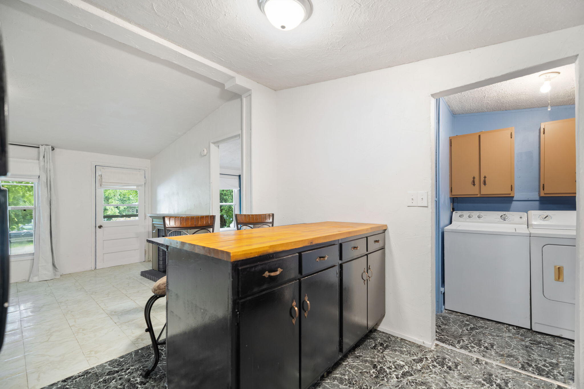 227 Jameson Street Property Photo 7