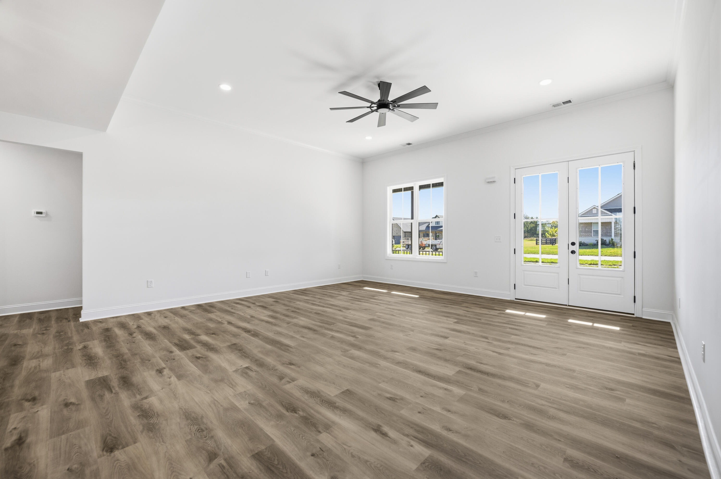 101 Dawn Court Property Photo 4