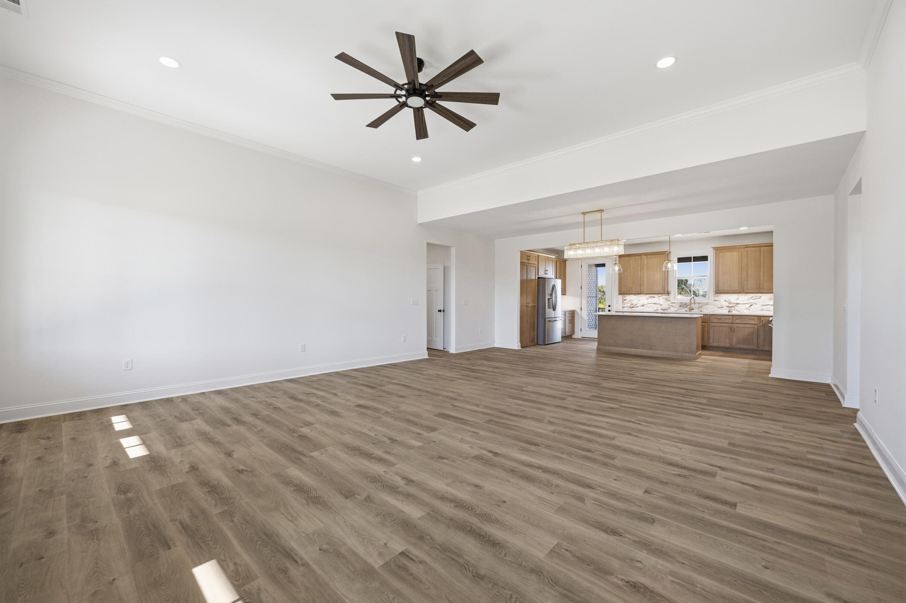 101 Dawn Court Property Photo 6