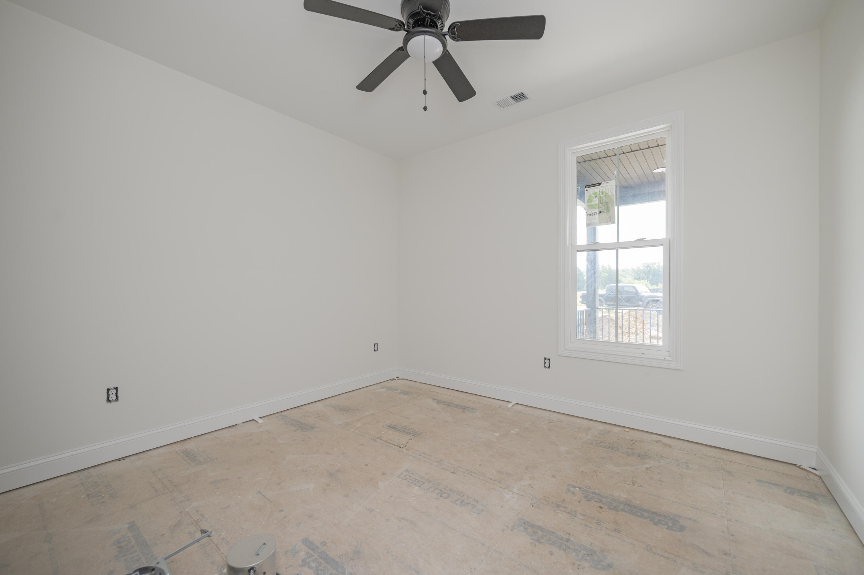101 Dawn Court Property Photo 15