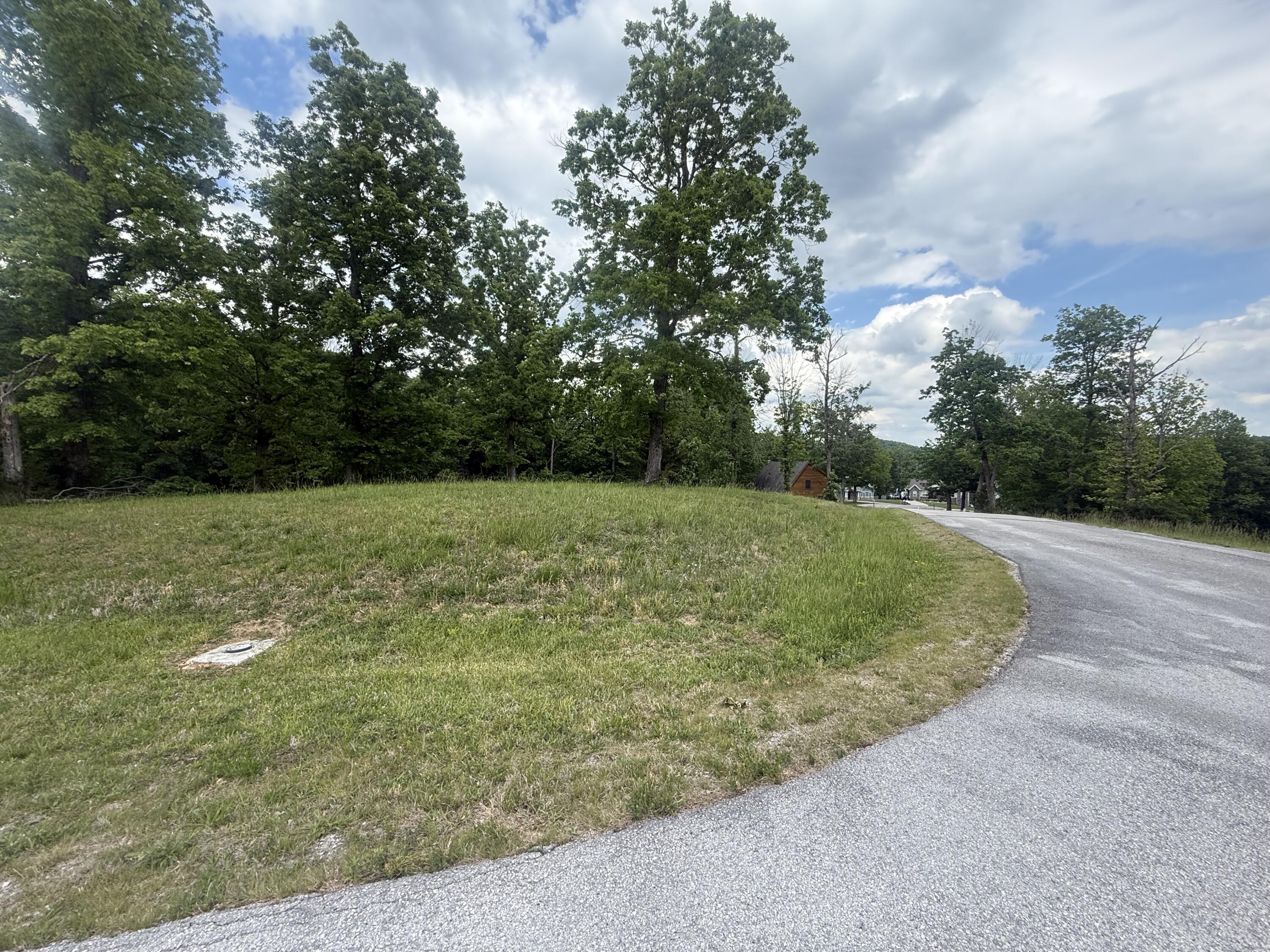 46 Red Maple Lane Property Photo 3
