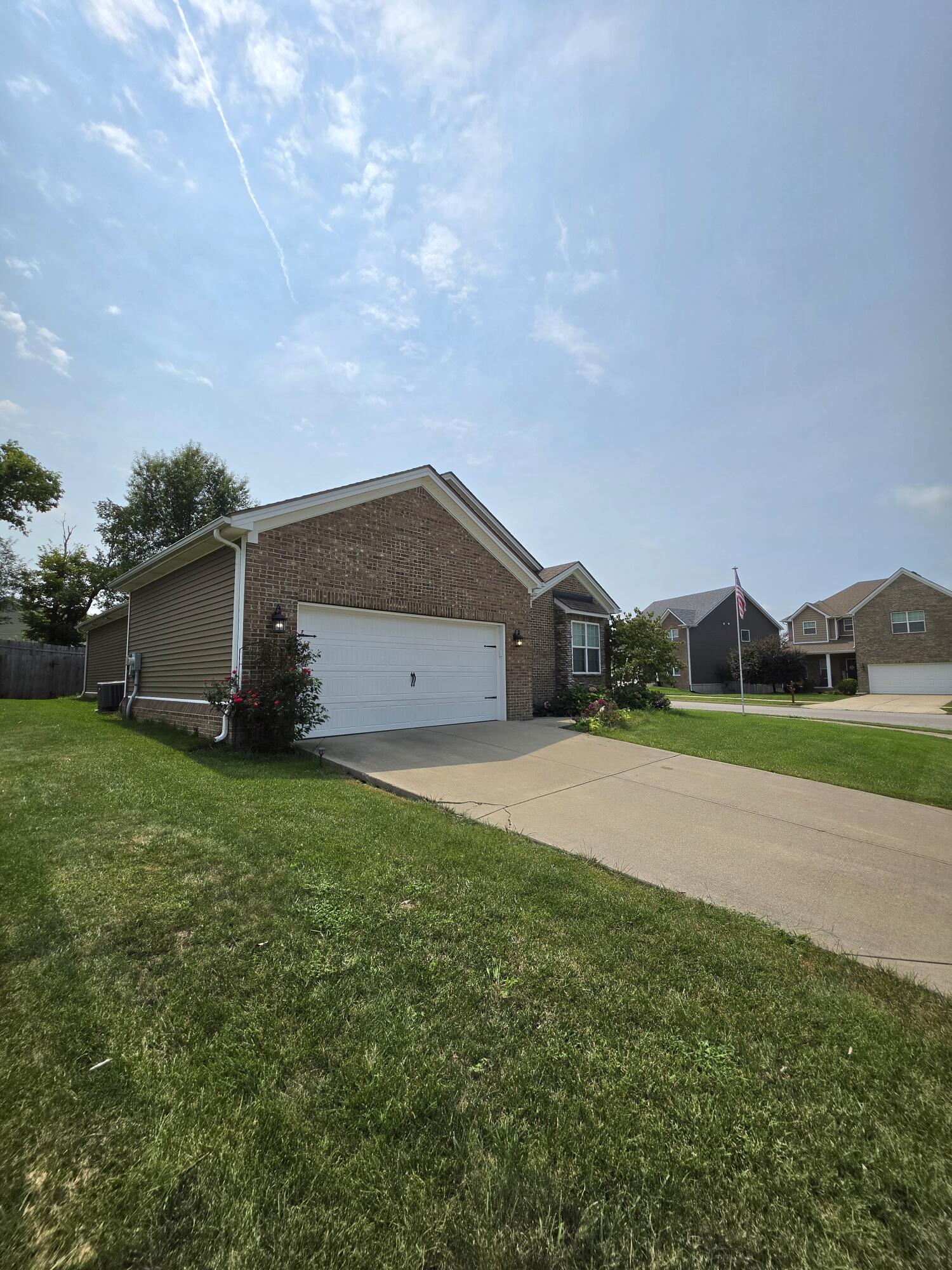 100 Stephen Drive Property Photo 1