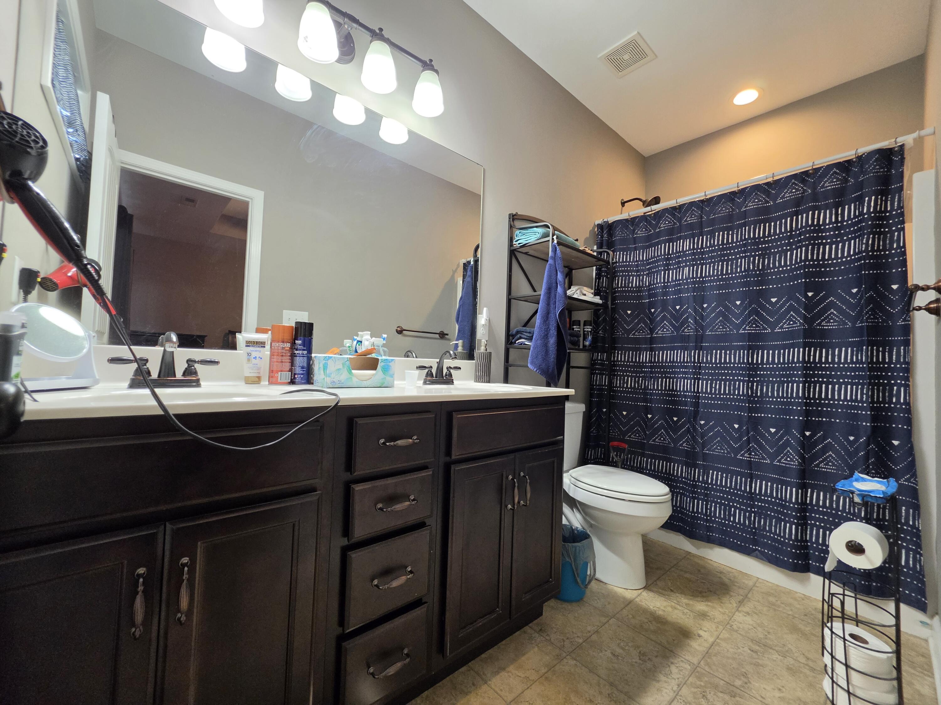 100 Stephen Drive Property Photo 16