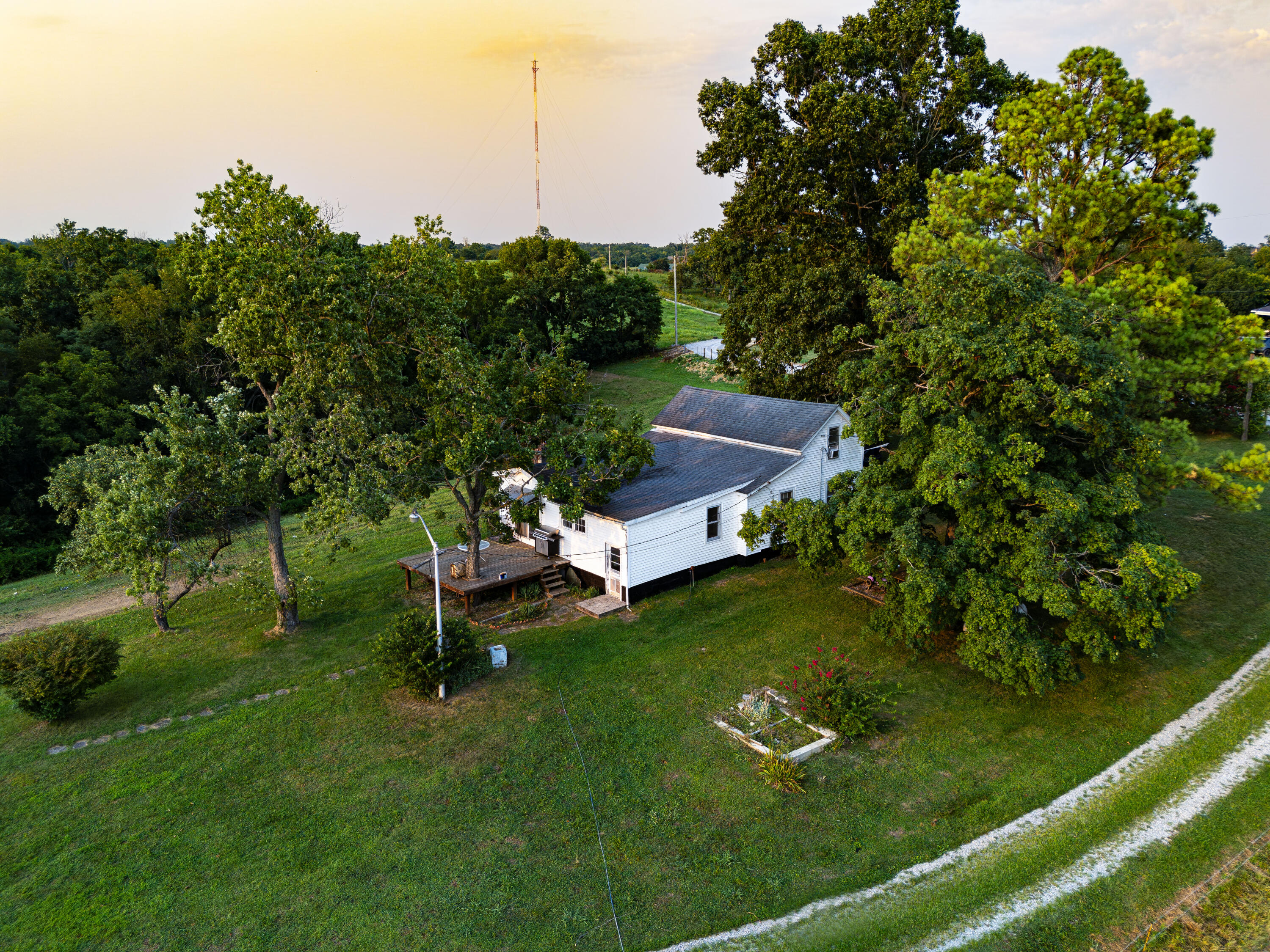 405 Nick Lane Property Photo 4
