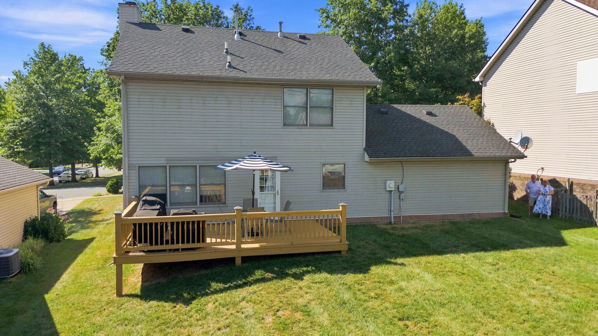 532 Amberley Drive Property Photo 27