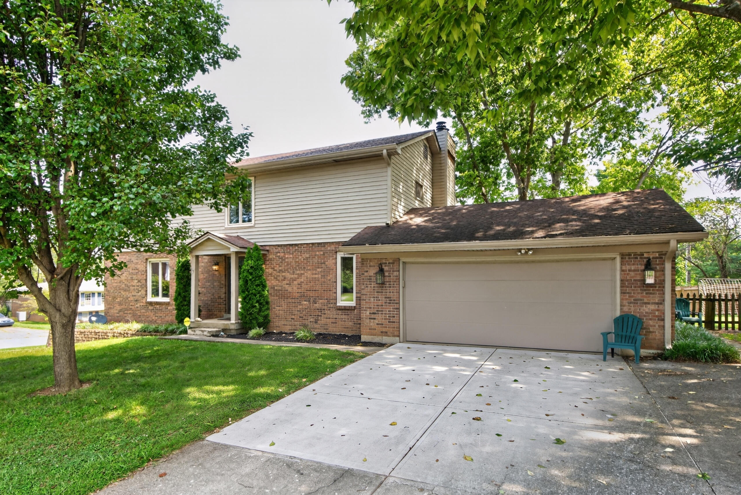 2057 Parasol Drive Property Photo 2