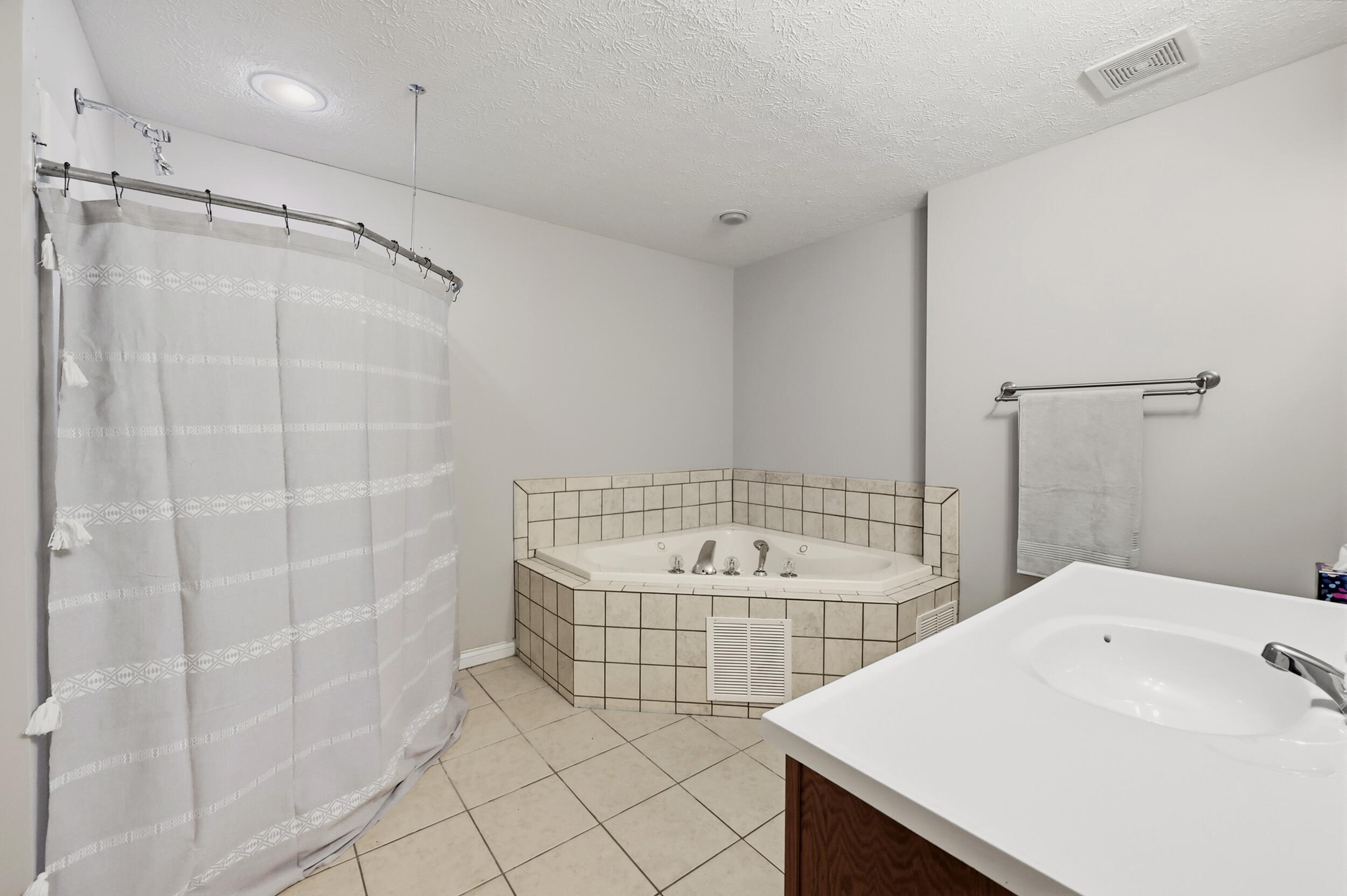 232 Percheron Drive Property Photo 32